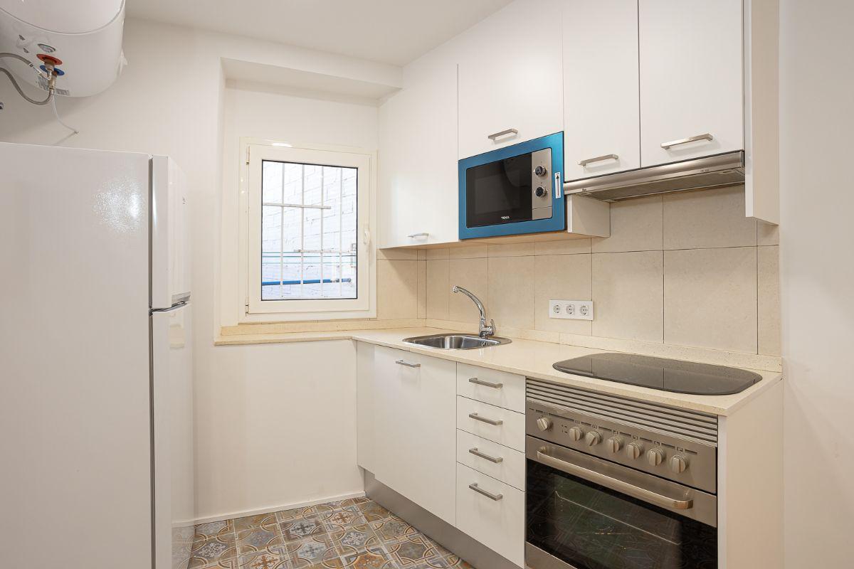 For sale of flat in Badalona