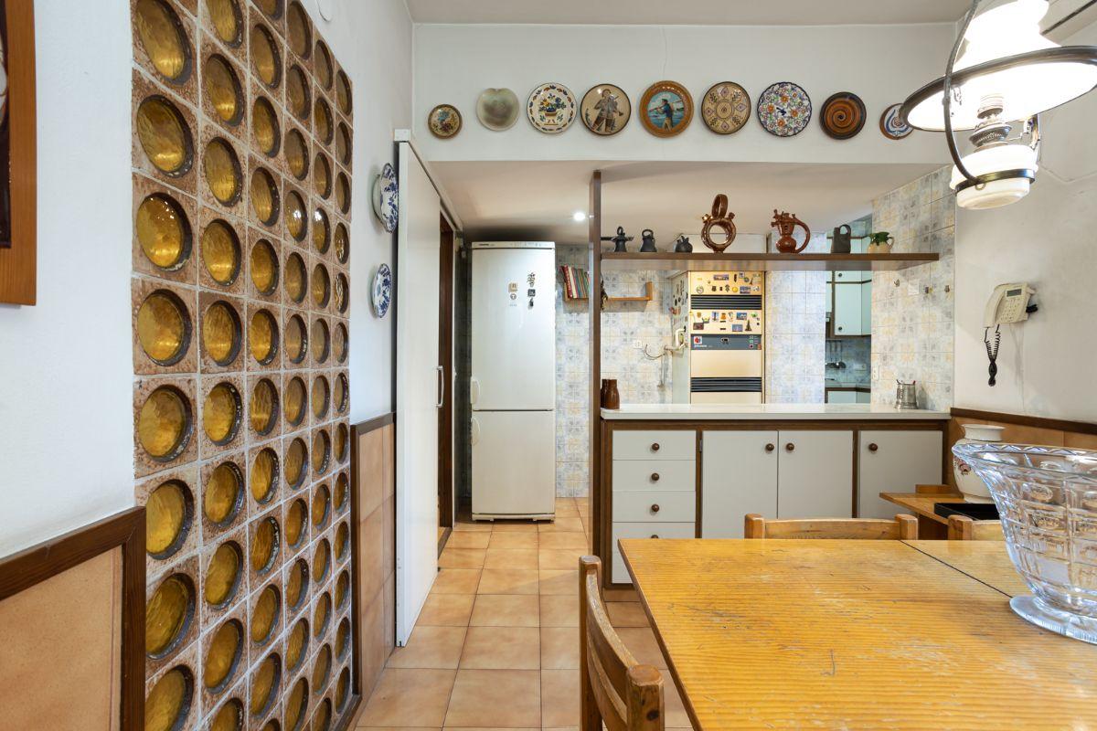 For sale of flat in Badalona