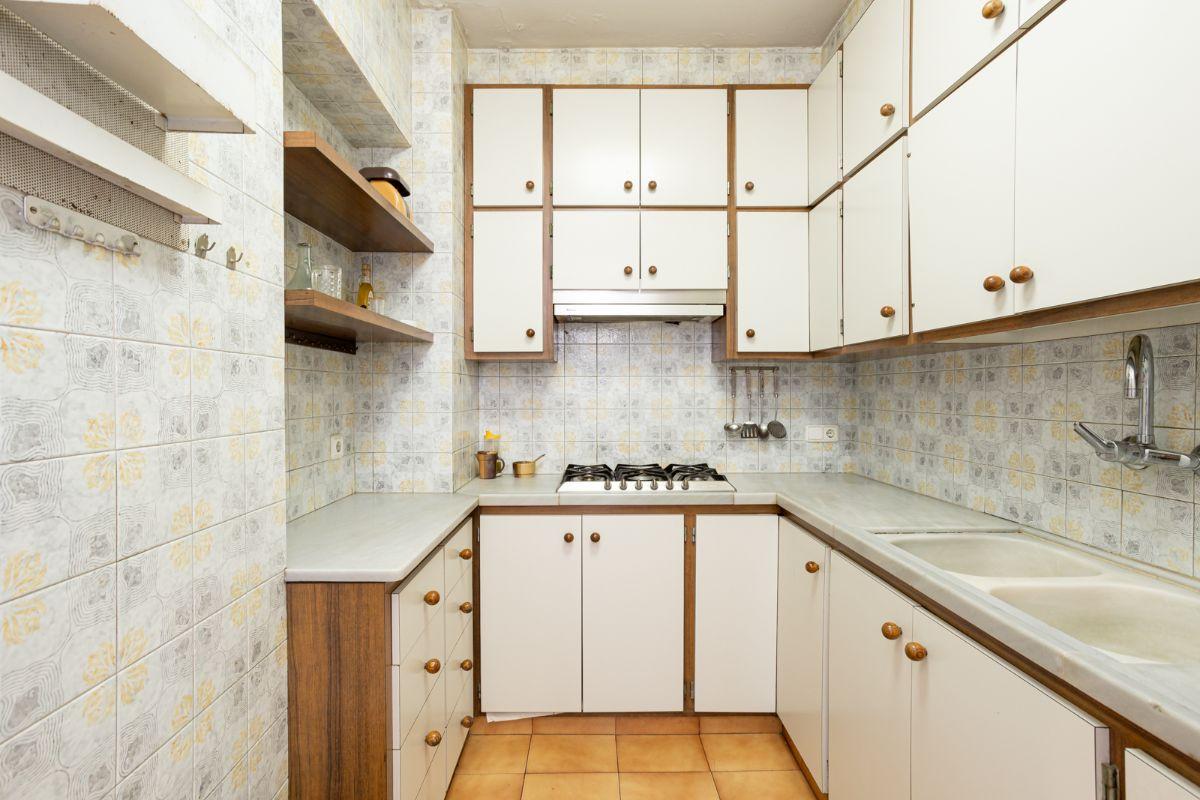 For sale of flat in Badalona