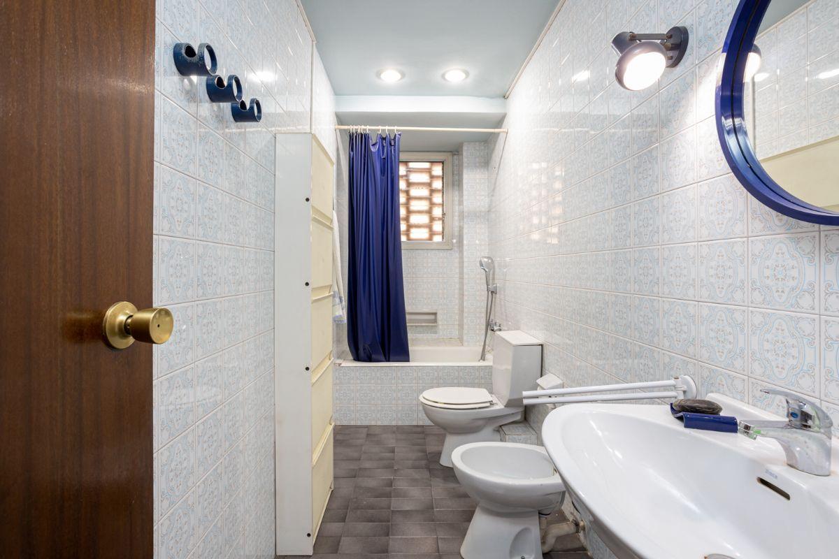 For sale of flat in Badalona