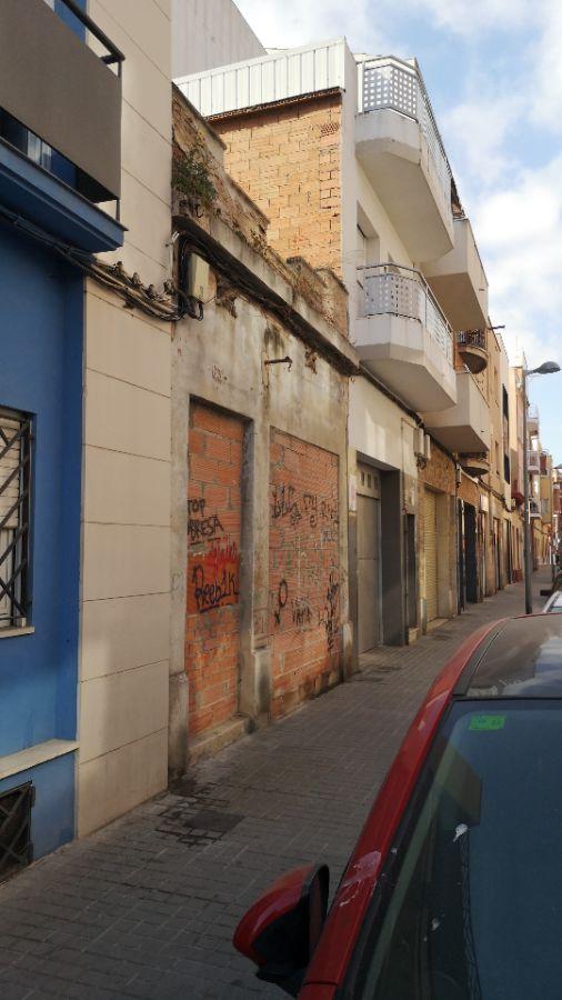 For sale of land in Badalona