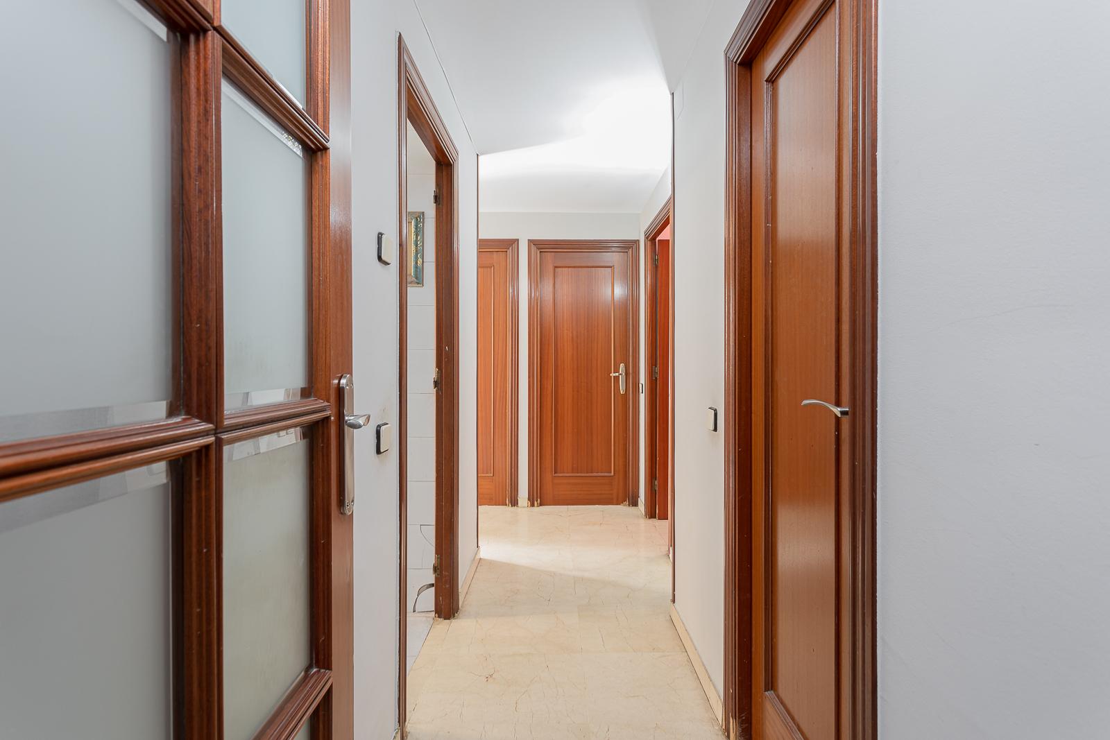 For sale of flat in Badalona