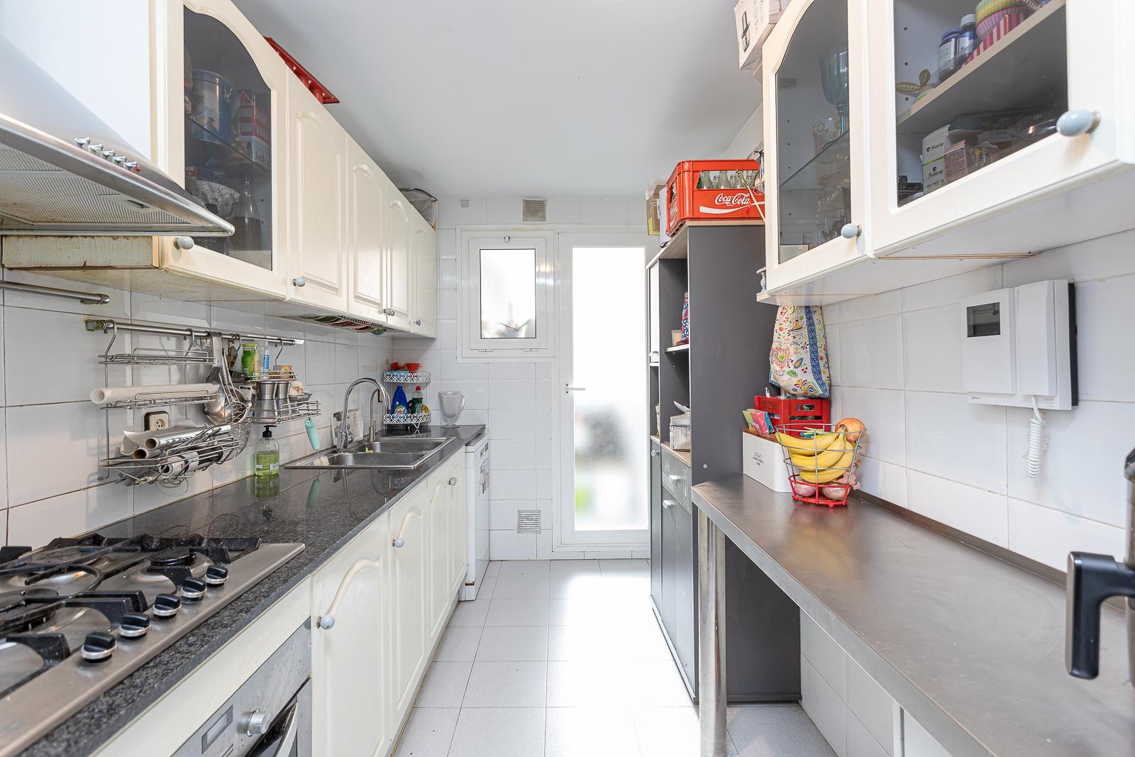 For sale of flat in Badalona