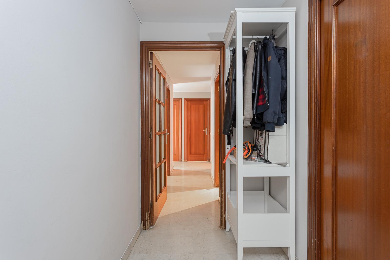 For sale of flat in Badalona