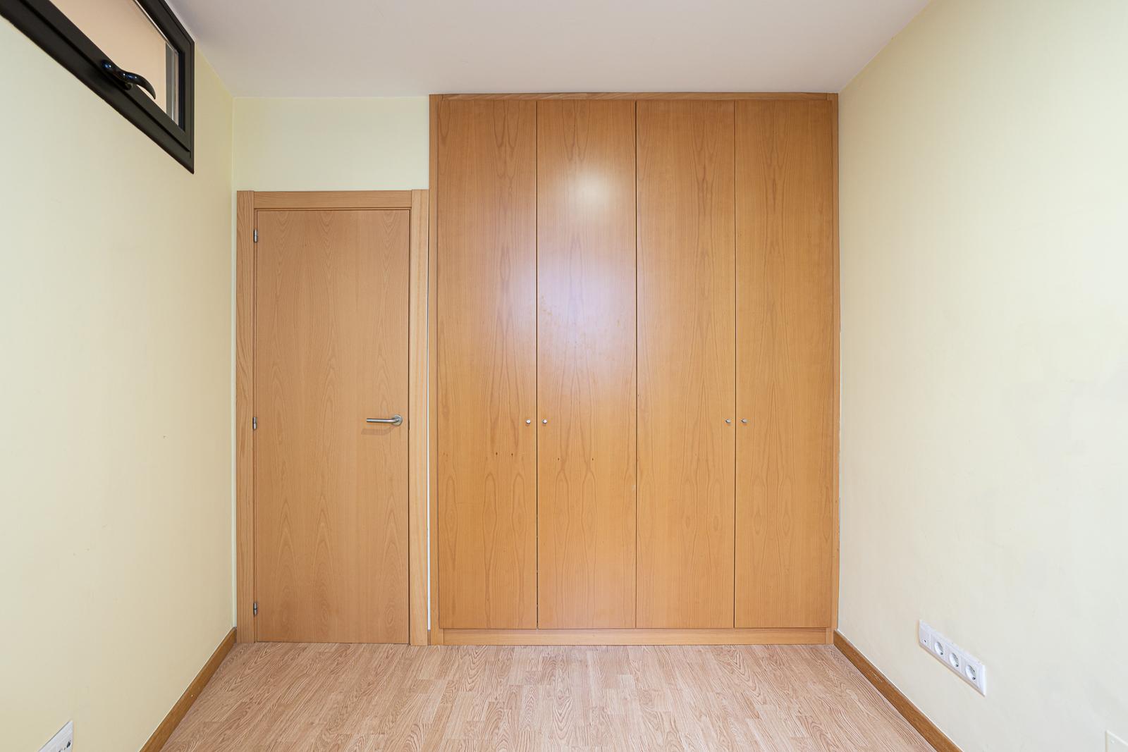 For sale of flat in Badalona