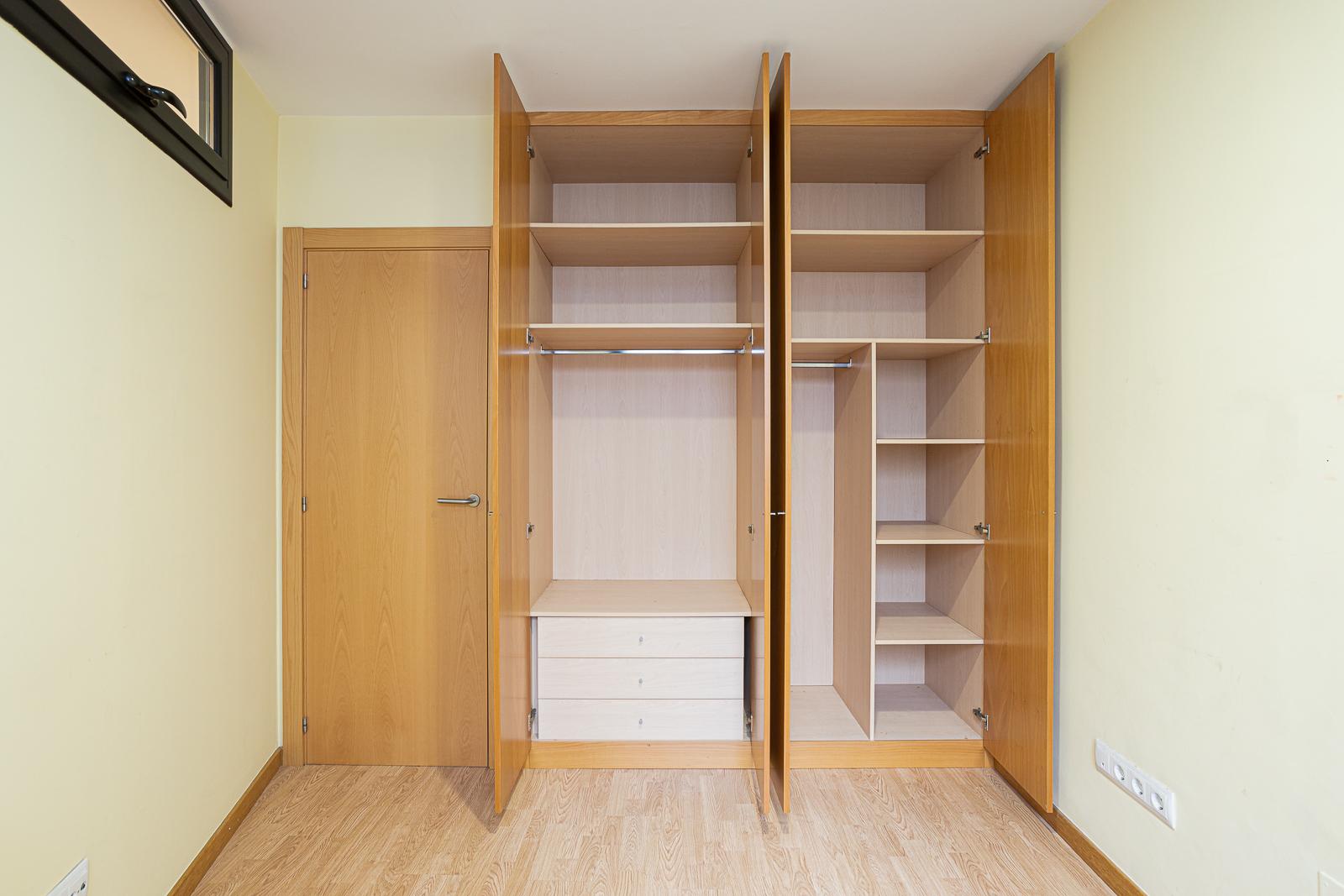 For sale of flat in Badalona
