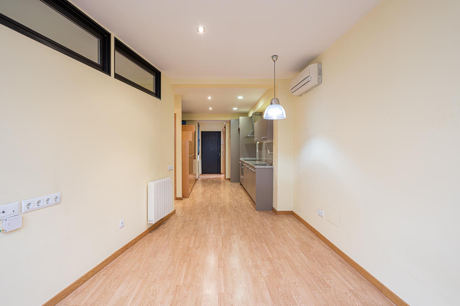 For sale of flat in Badalona