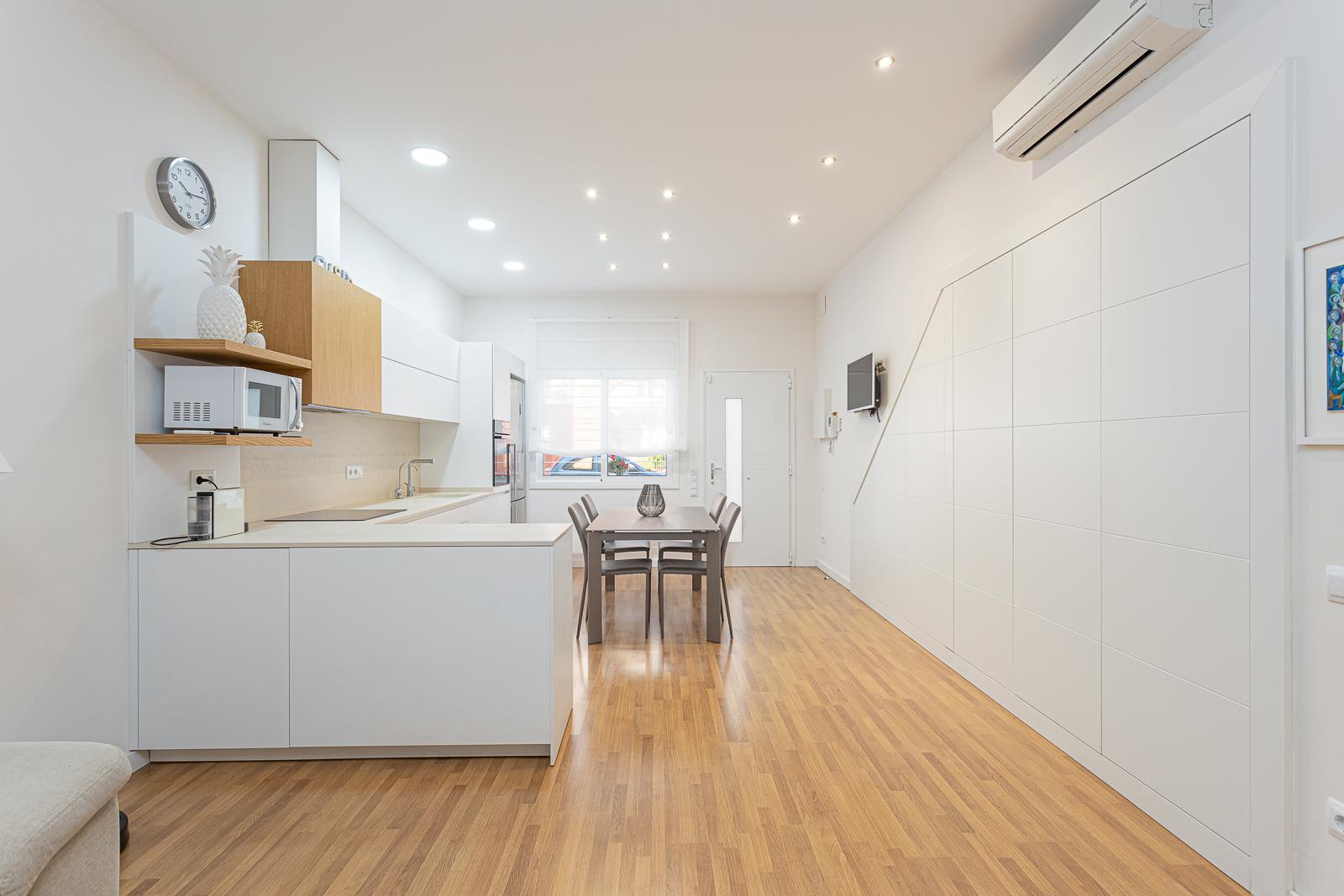 For sale of ground floor in Badalona