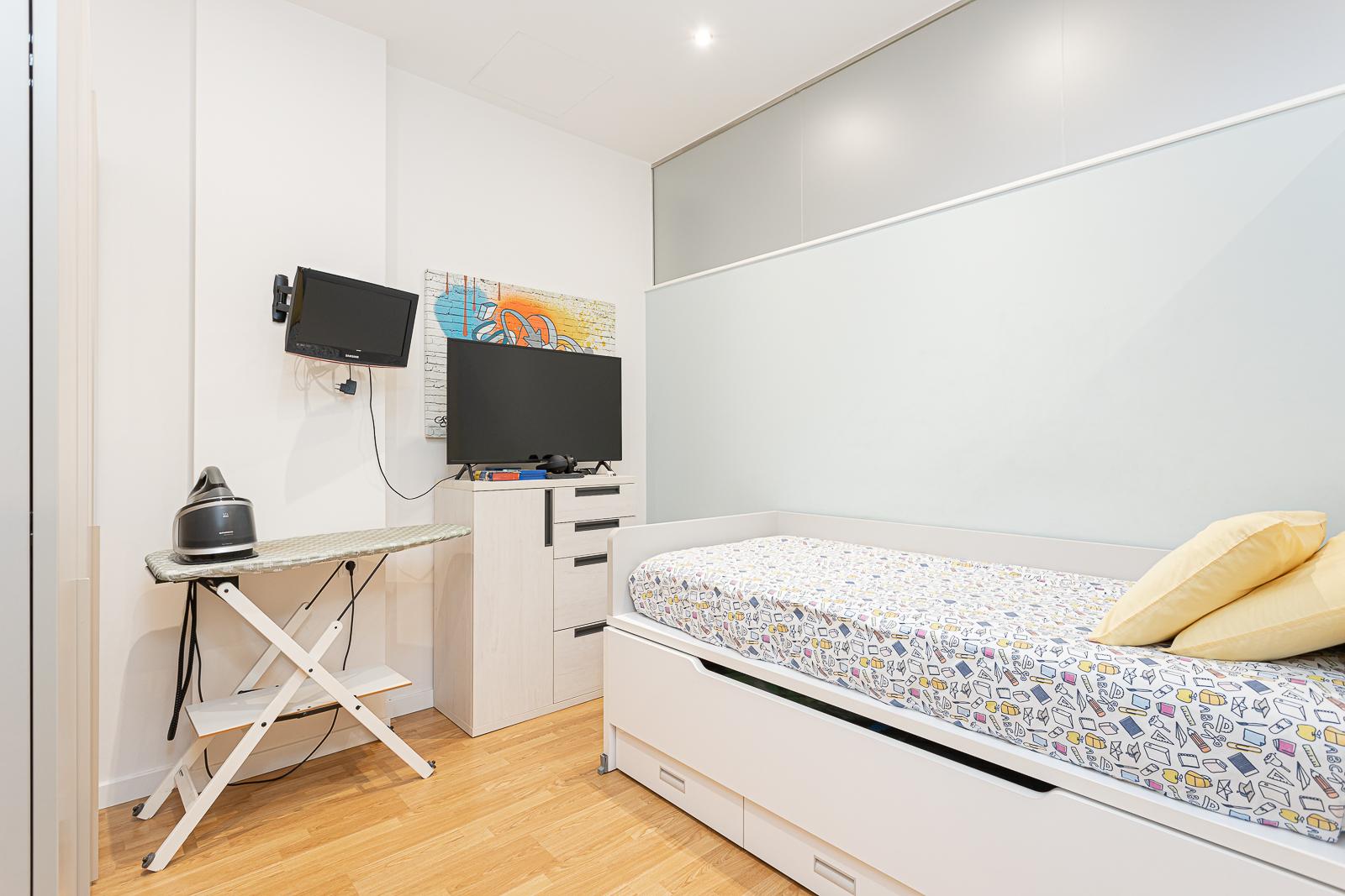 For sale of ground floor in Badalona