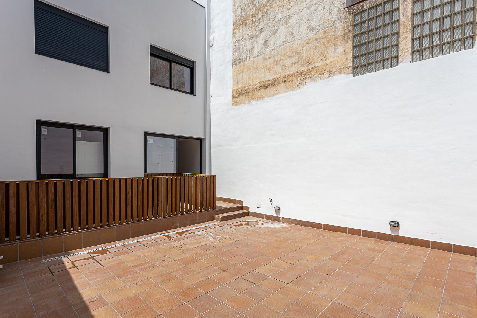 Venta de planta baja en Badalona
