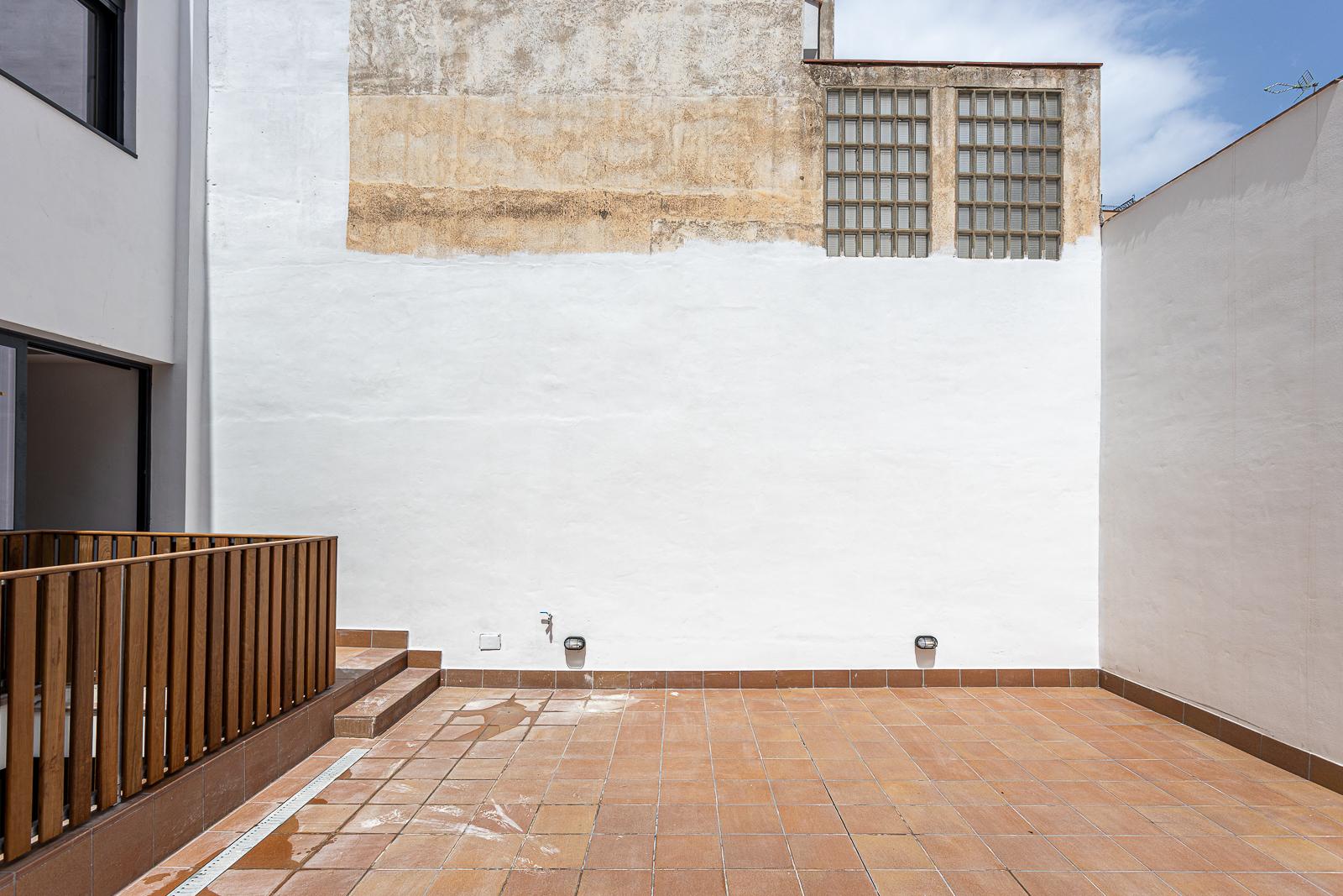 Venta de planta baja en Badalona