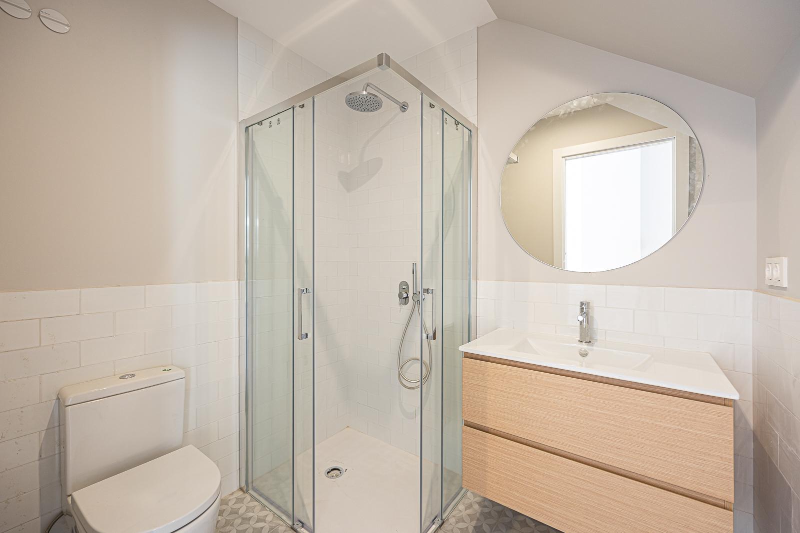 For sale of duplex in Badalona