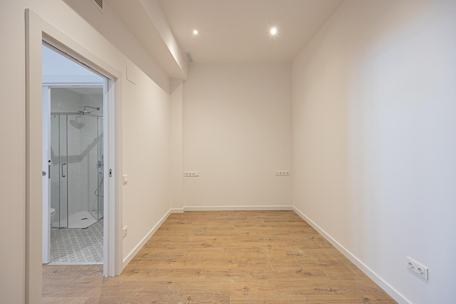 For sale of ground floor in Badalona