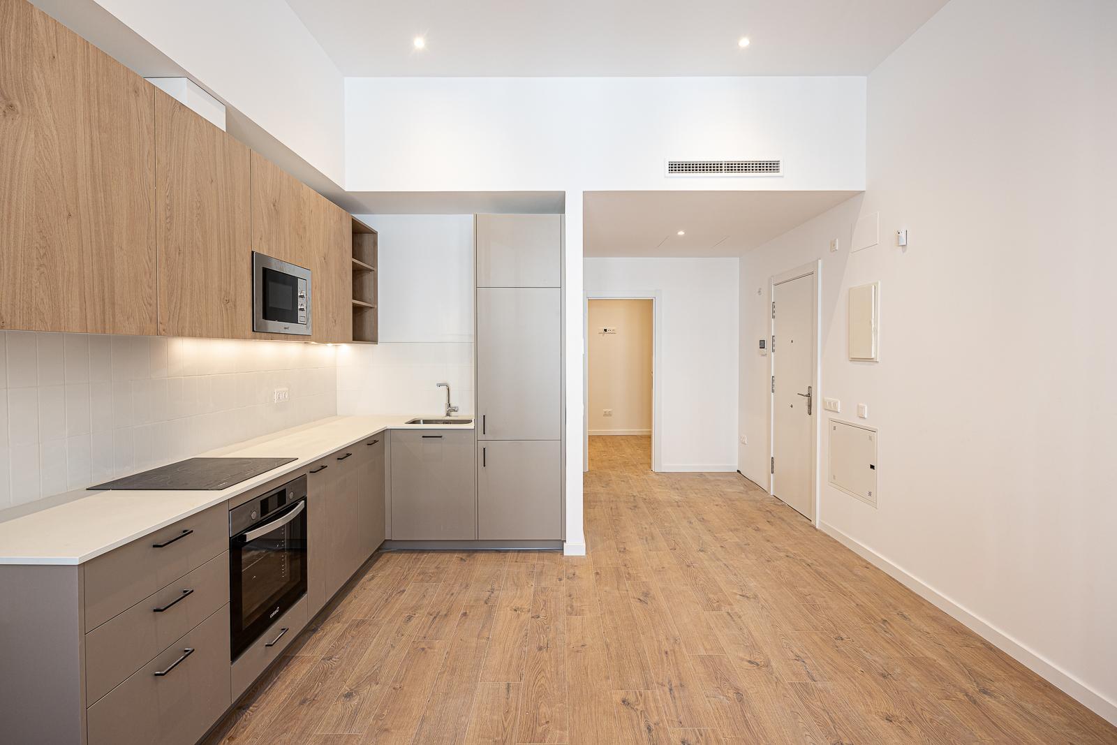 For sale of ground floor in Badalona