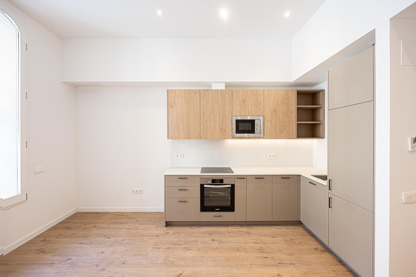 For sale of ground floor in Badalona