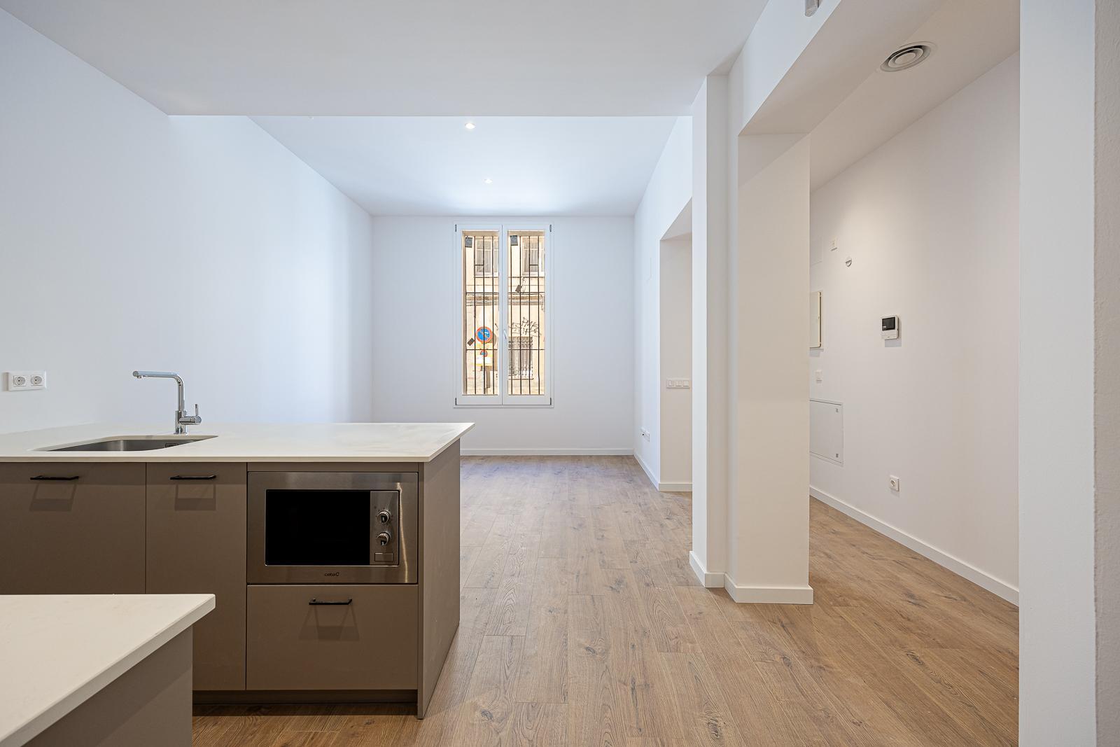 For sale of ground floor in Badalona