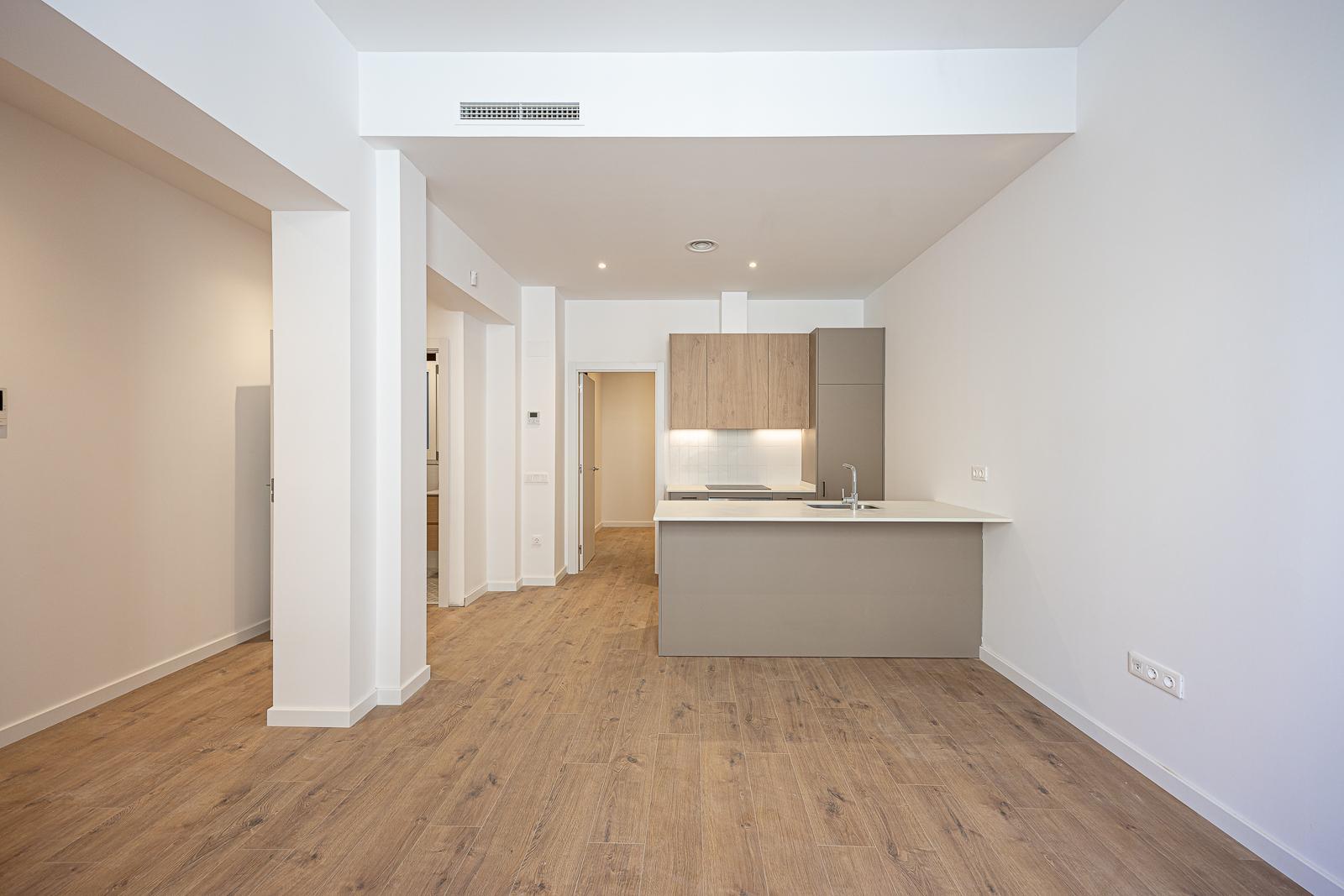 For sale of ground floor in Badalona