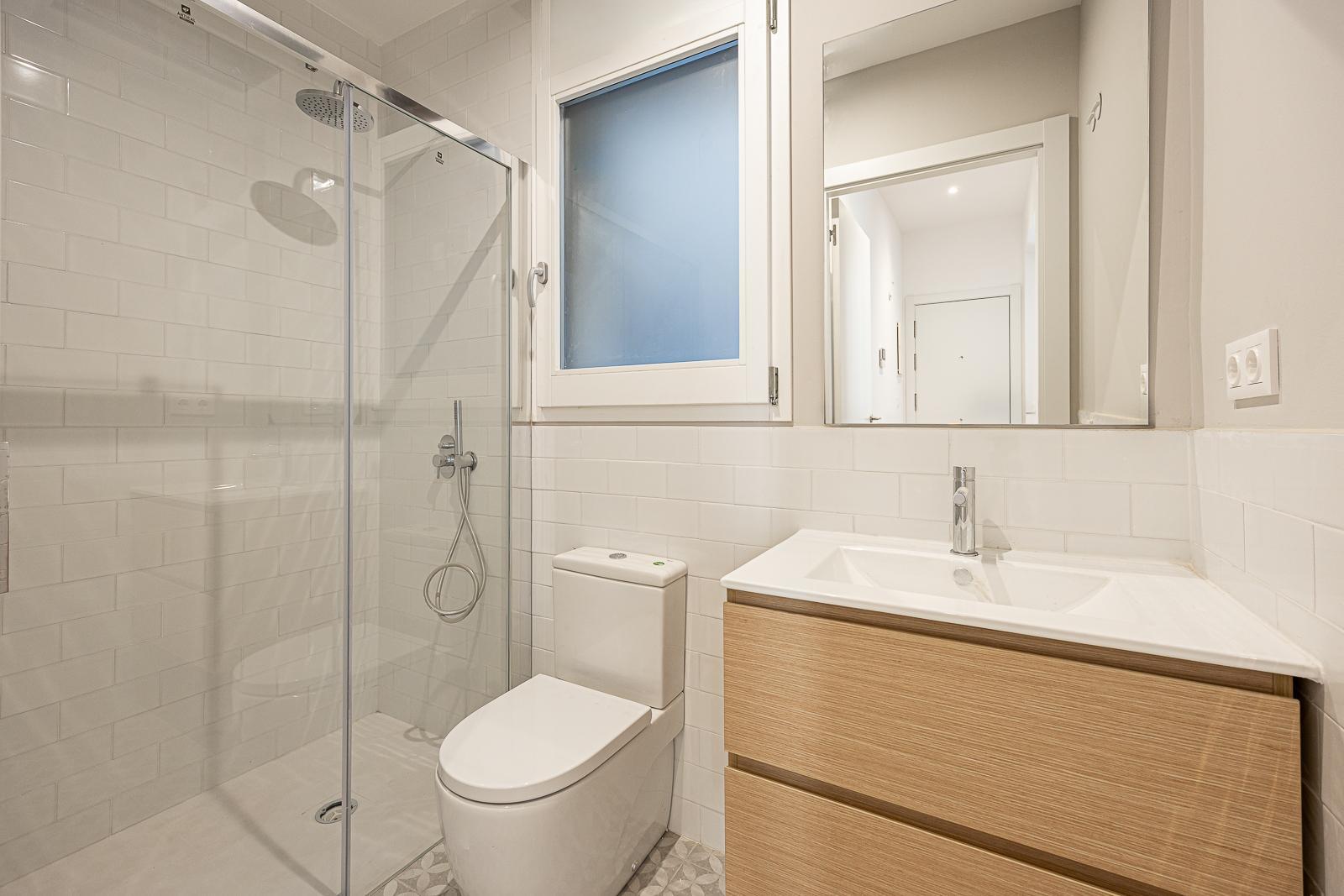 For sale of ground floor in Badalona