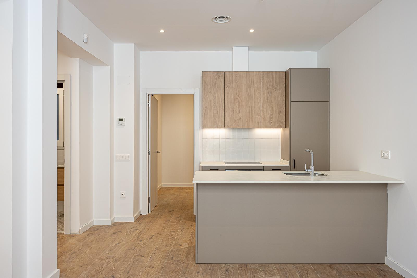 For sale of ground floor in Badalona