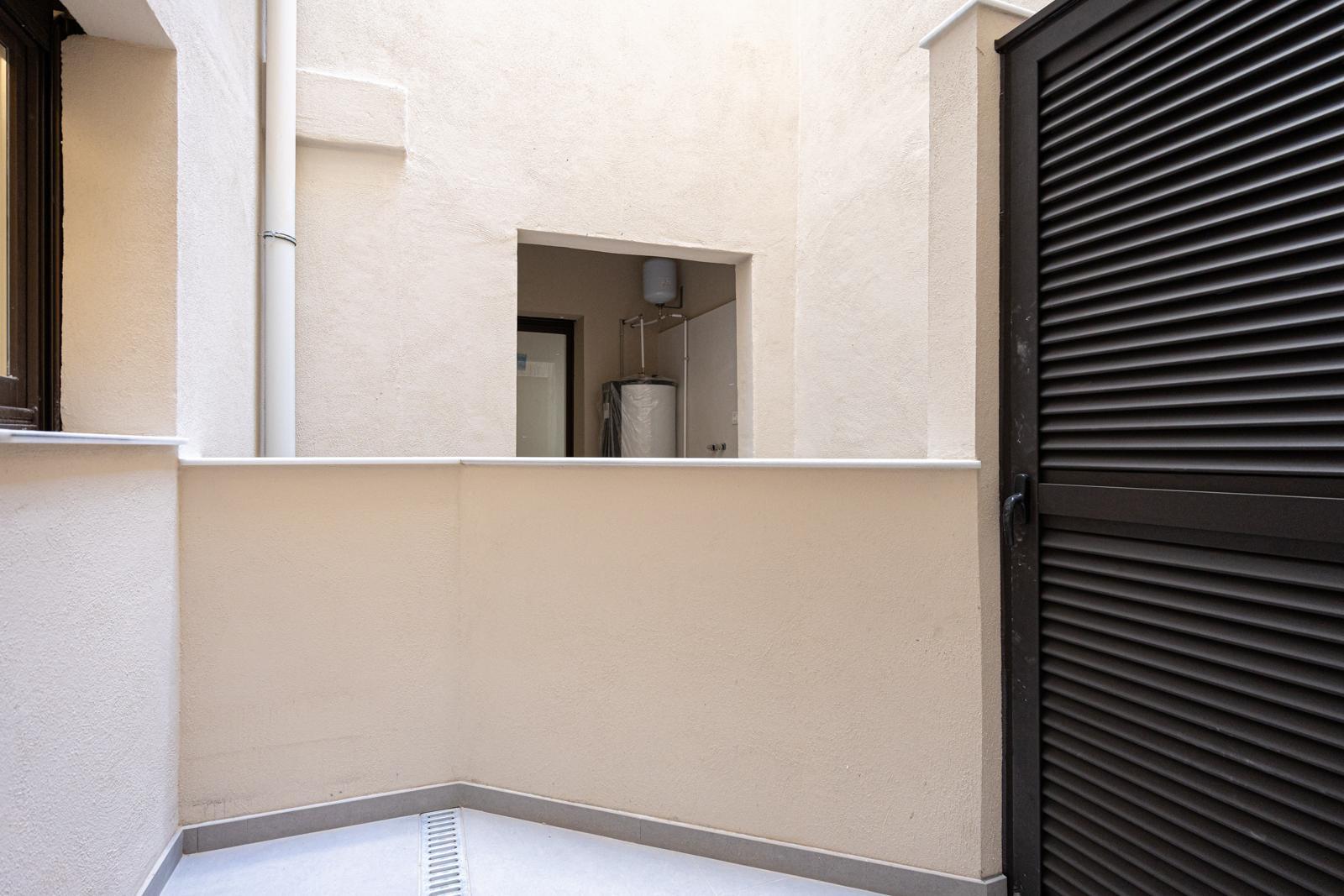 For sale of ground floor in Badalona