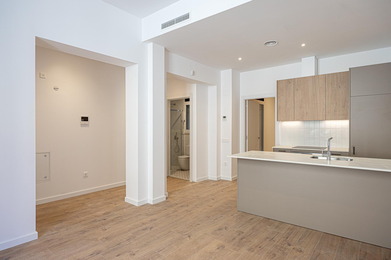 For sale of ground floor in Badalona