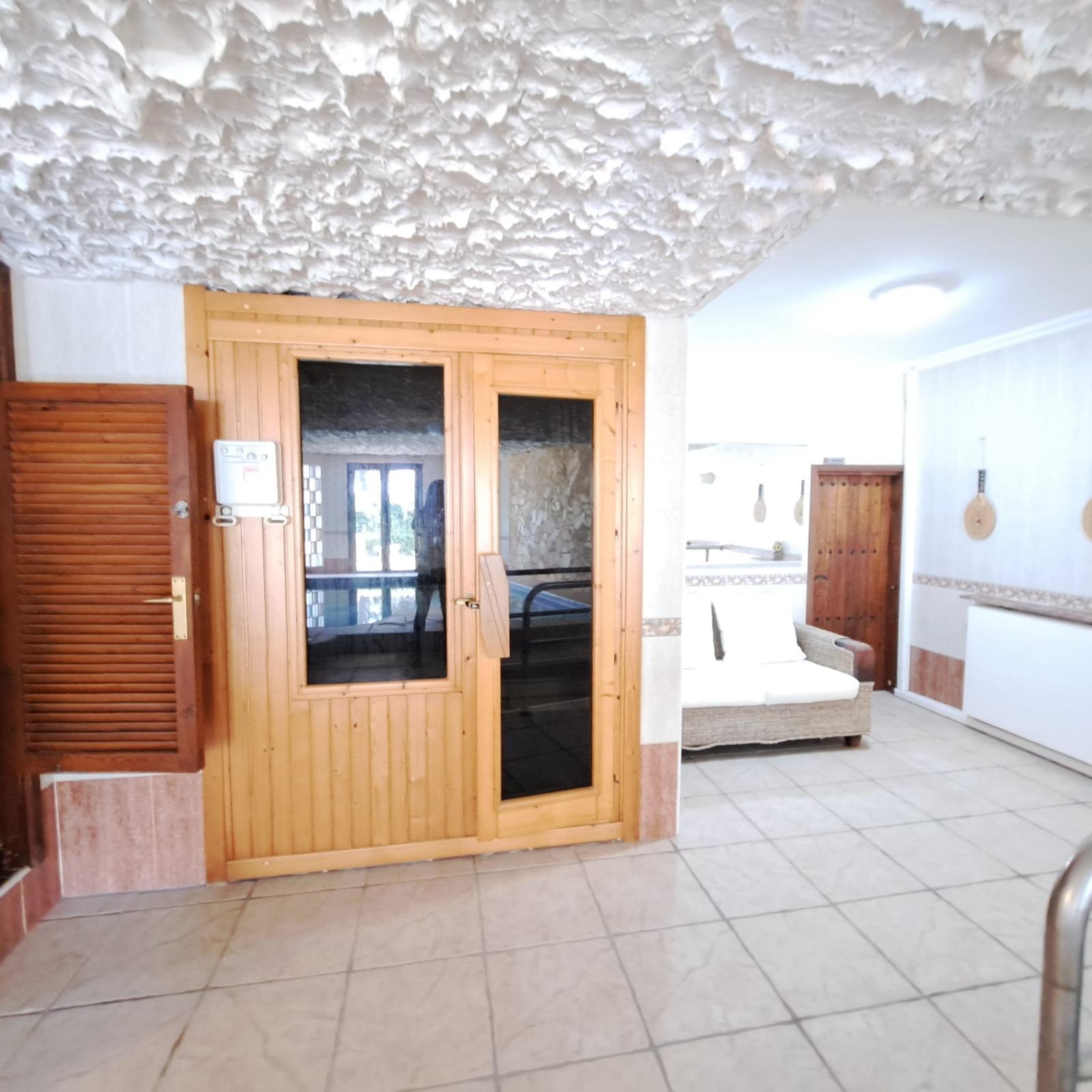 For sale of house in Lloret de Mar