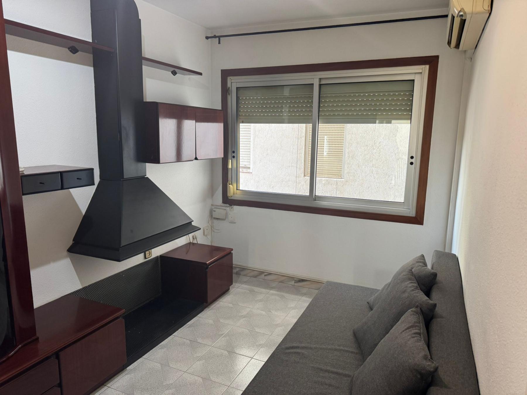 For sale of flat in Badalona