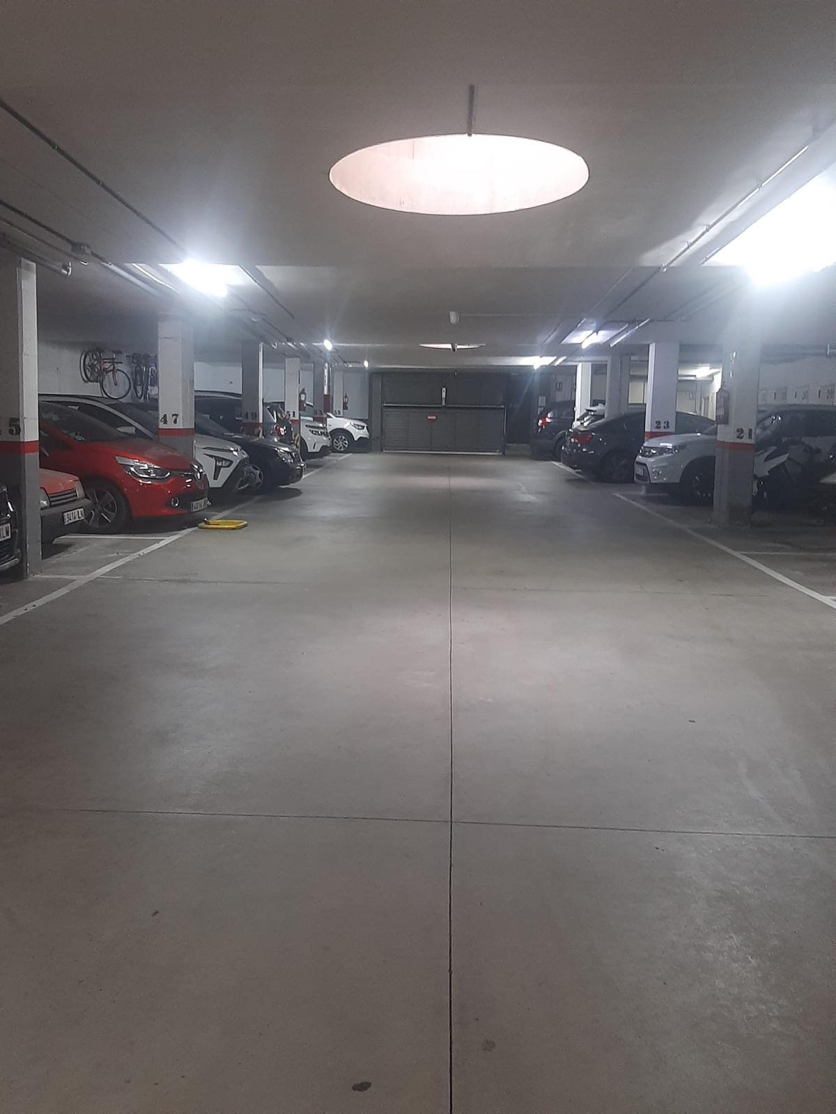Venta de garaje en Badalona