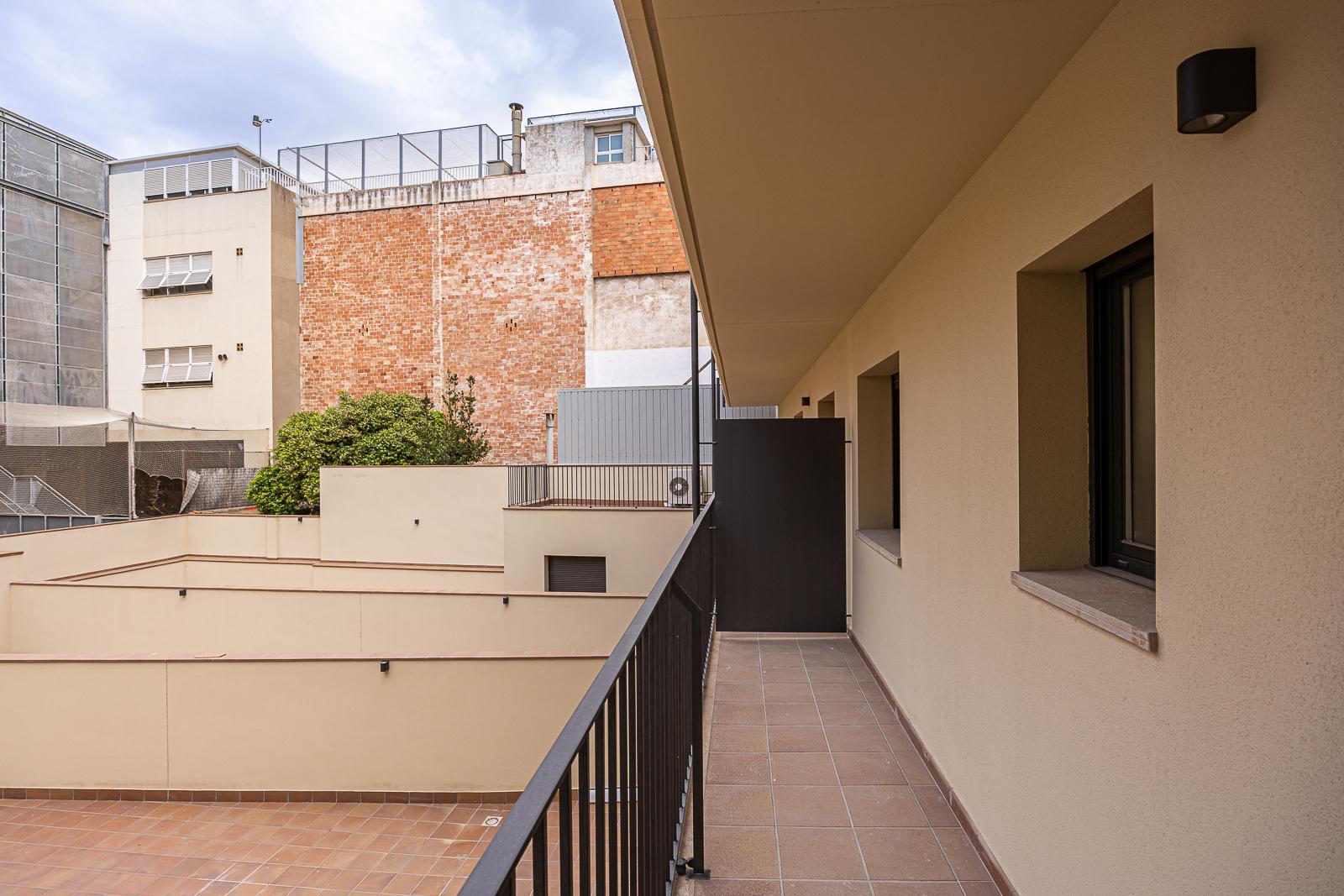 Venda de planta baixa a Badalona