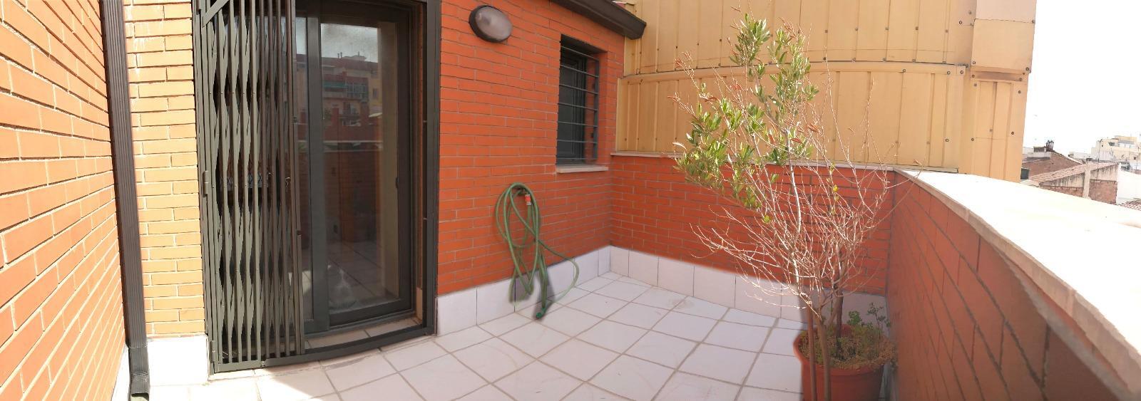 Venda de Àtic a Badalona
