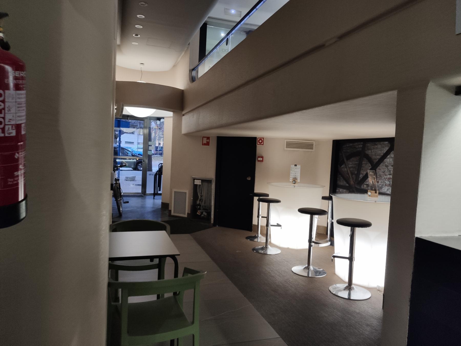 Venta de local comercial en Pamplona