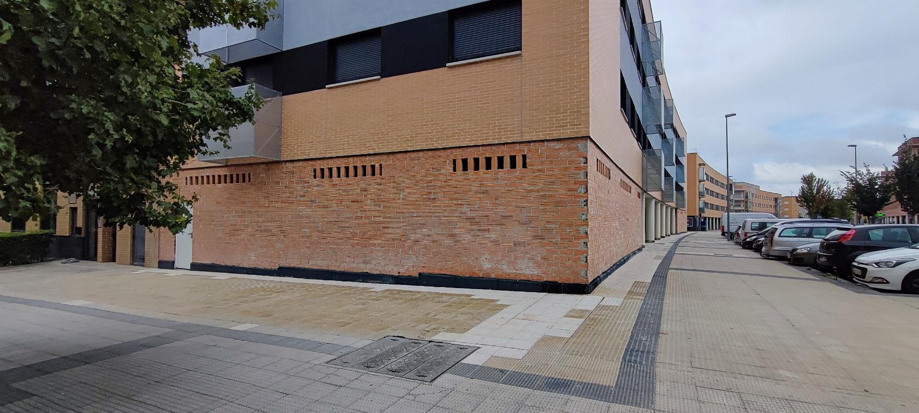 For rent of commercial in Pamplona