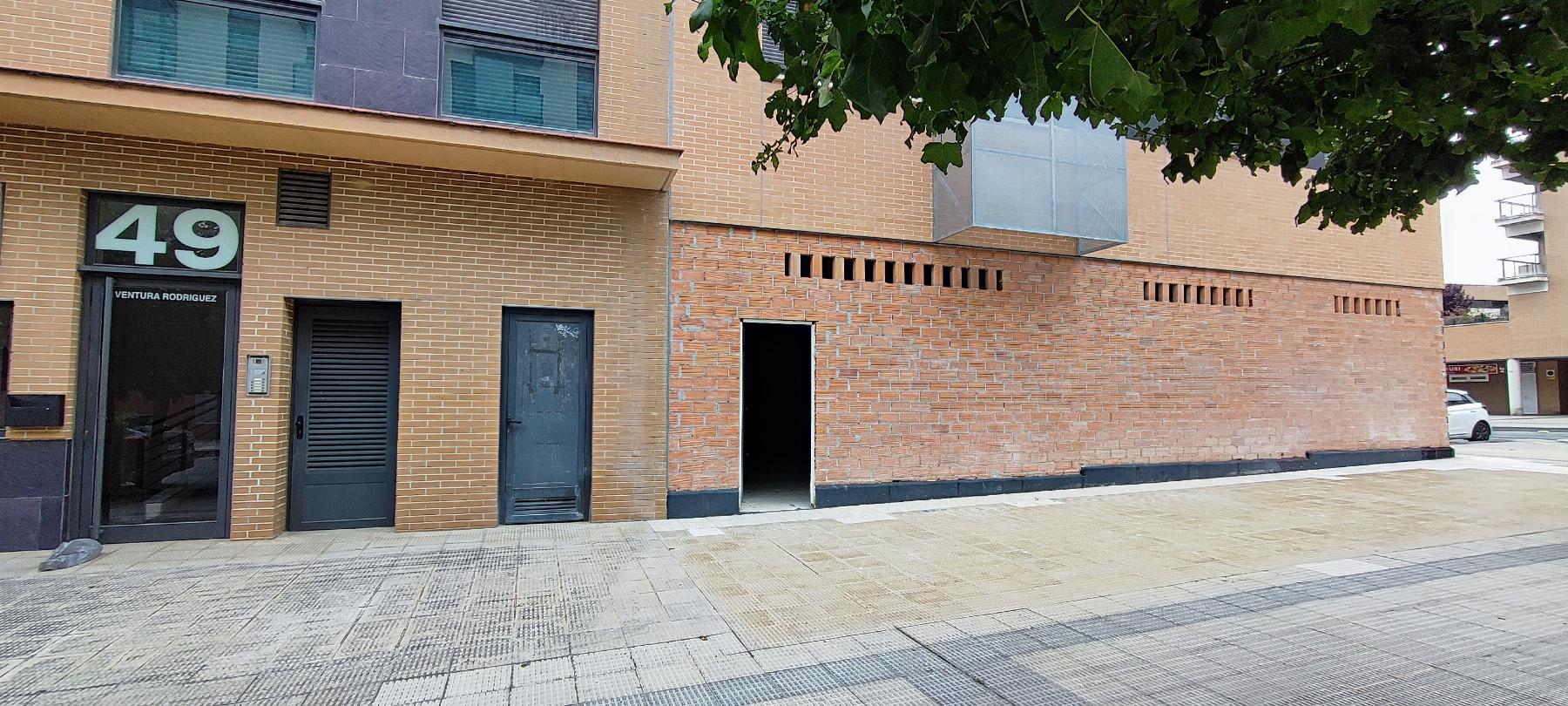 For rent of commercial in Pamplona