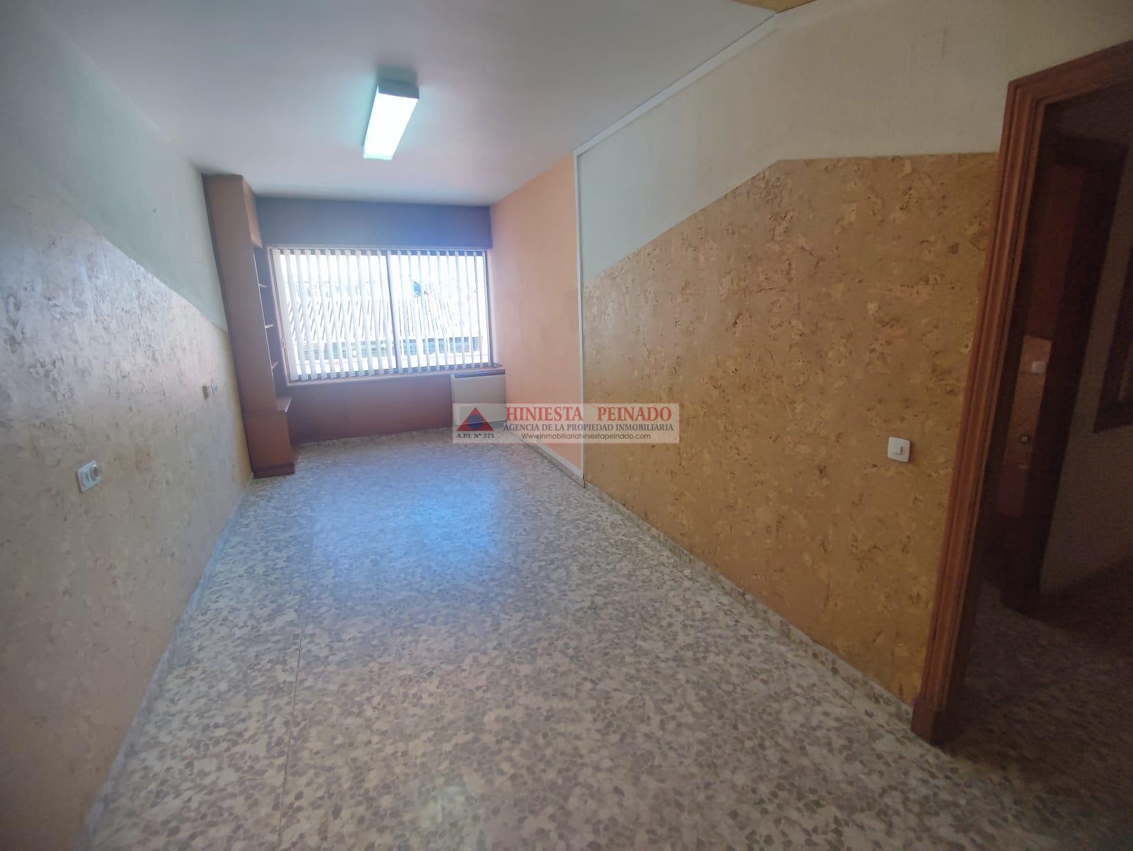 For rent of office in El Puerto de Santa María