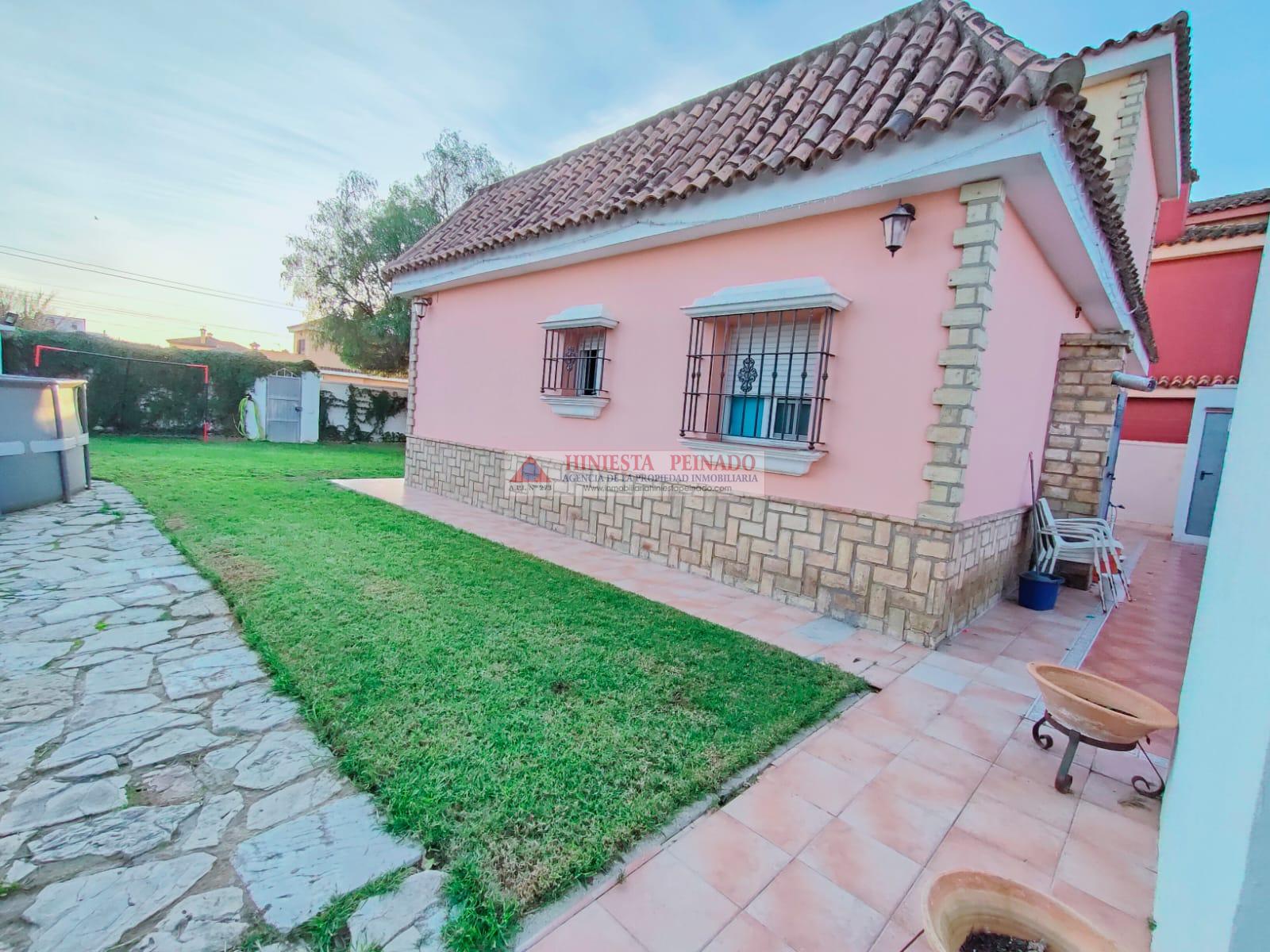 For sale of chalet in El Puerto de Santa María