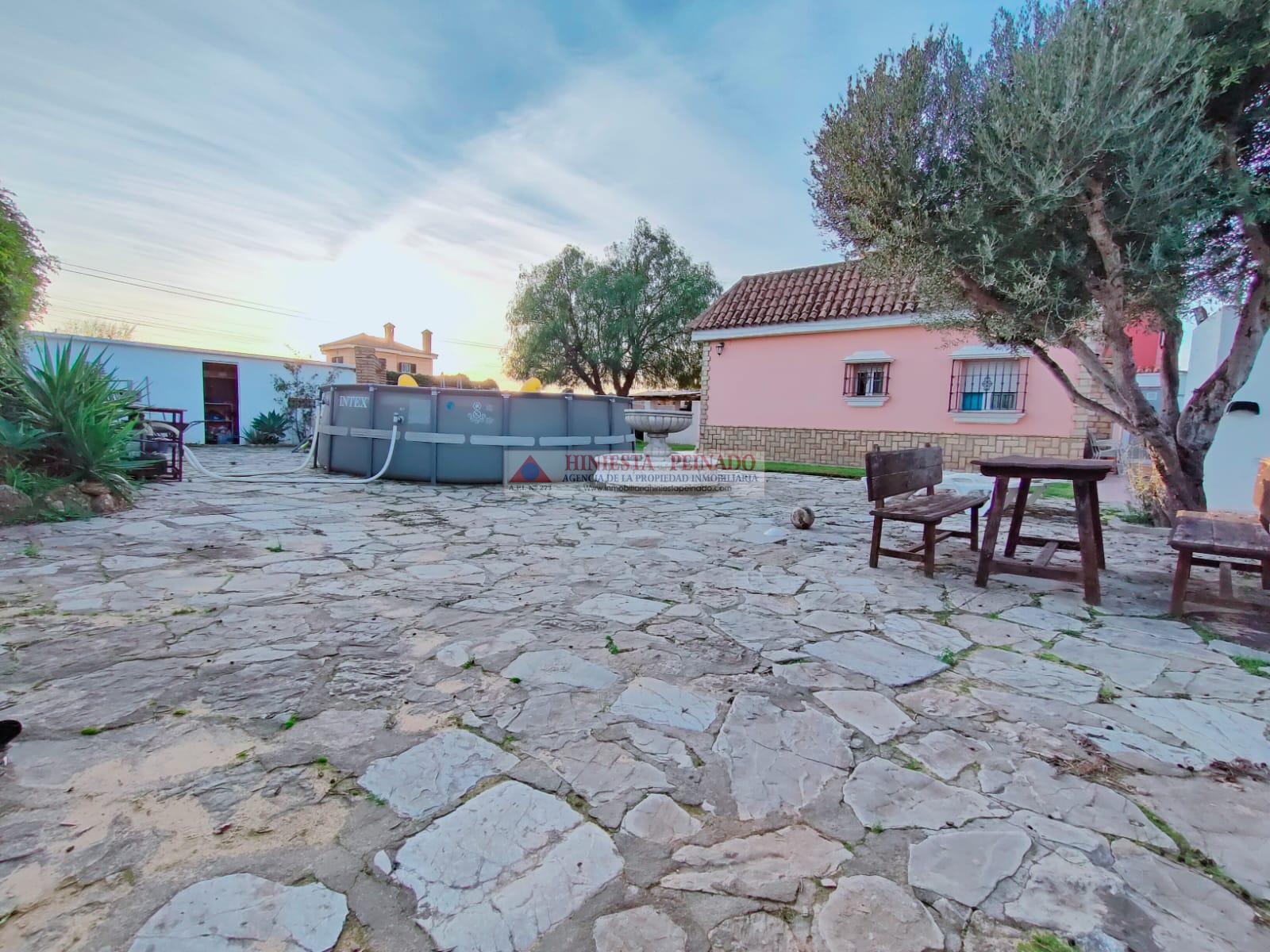 For sale of chalet in El Puerto de Santa María