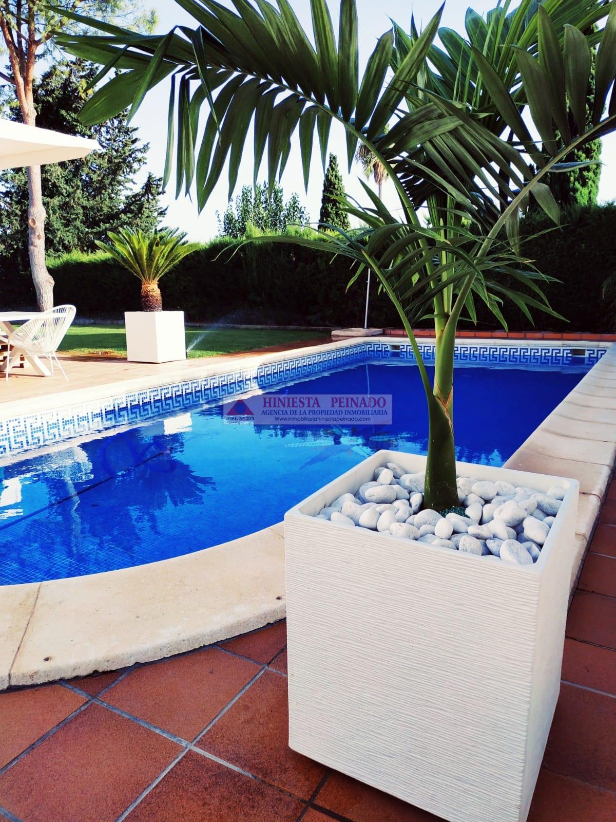 For sale of chalet in El Puerto de Santa María