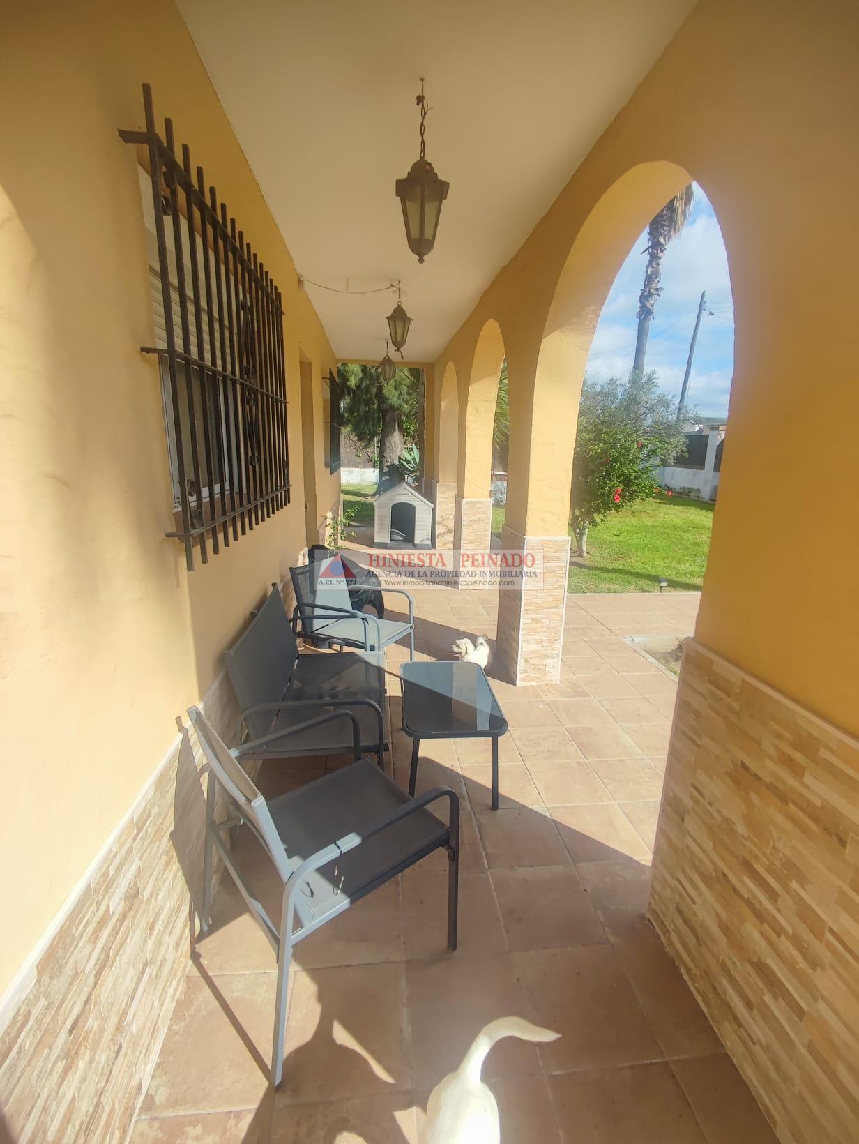 For sale of chalet in El Puerto de Santa María