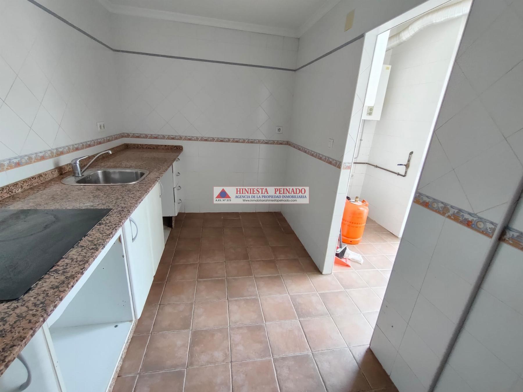 For sale of flat in El Puerto de Santa María