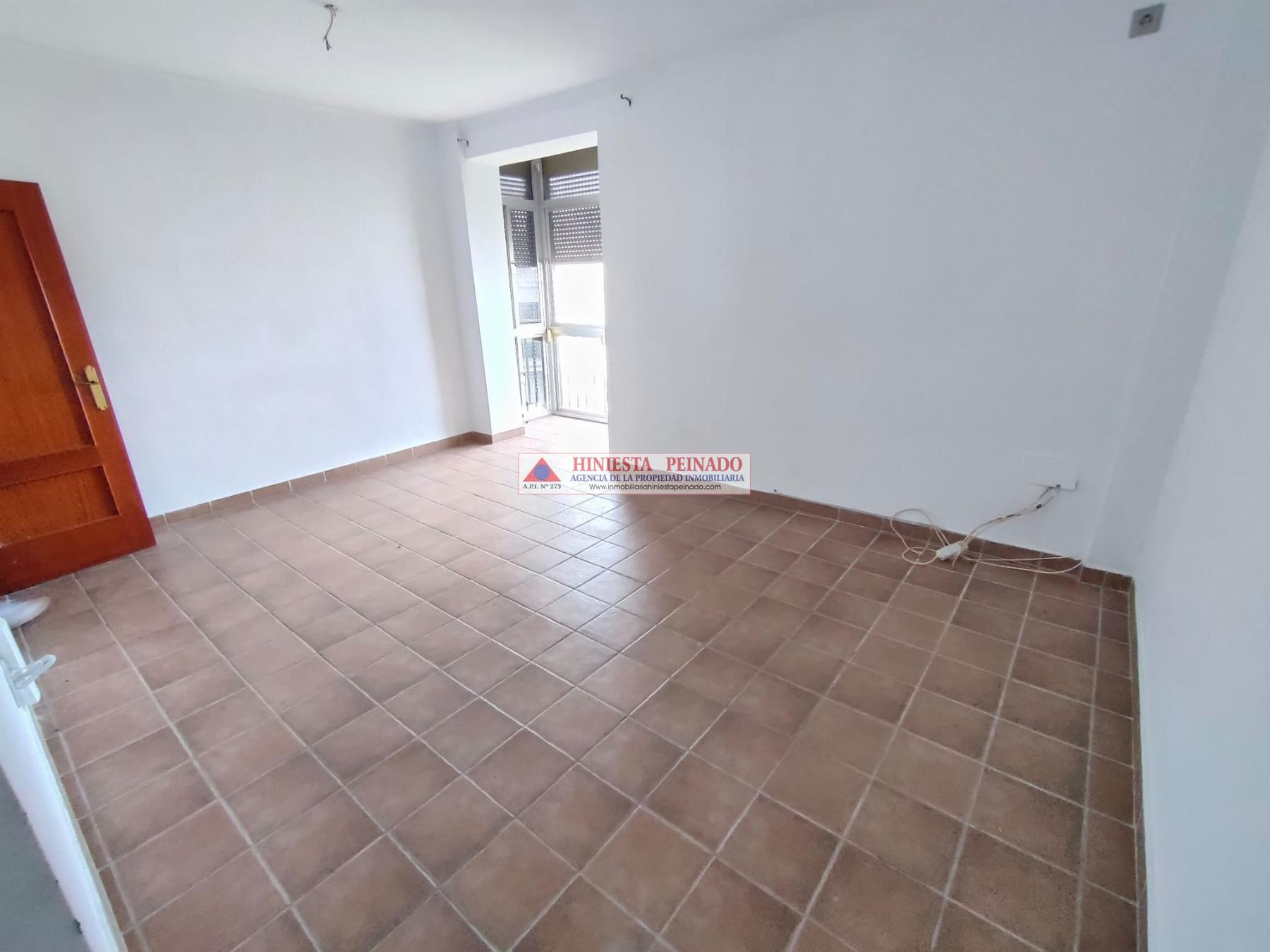 For sale of flat in El Puerto de Santa María