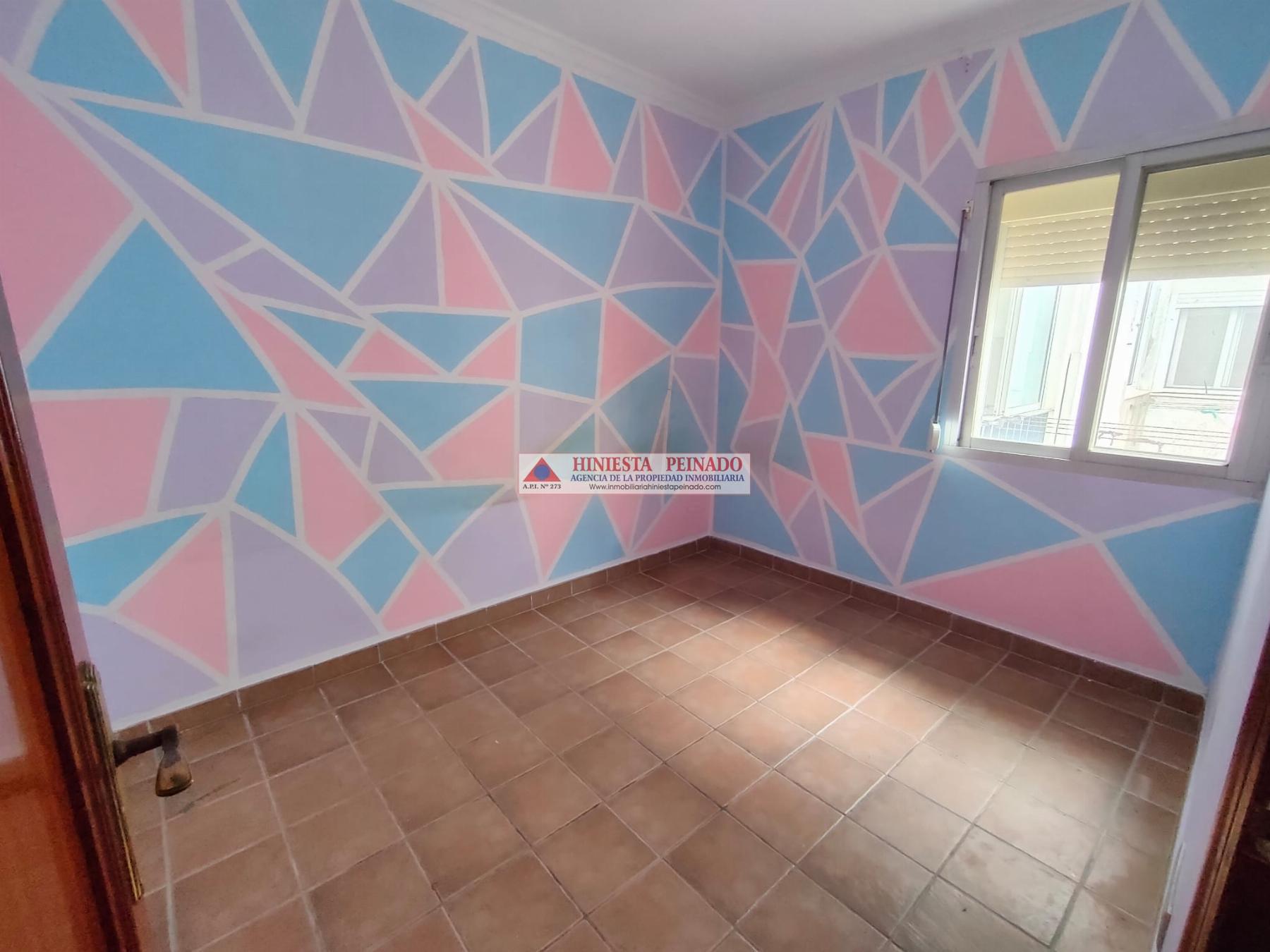 For sale of flat in El Puerto de Santa María