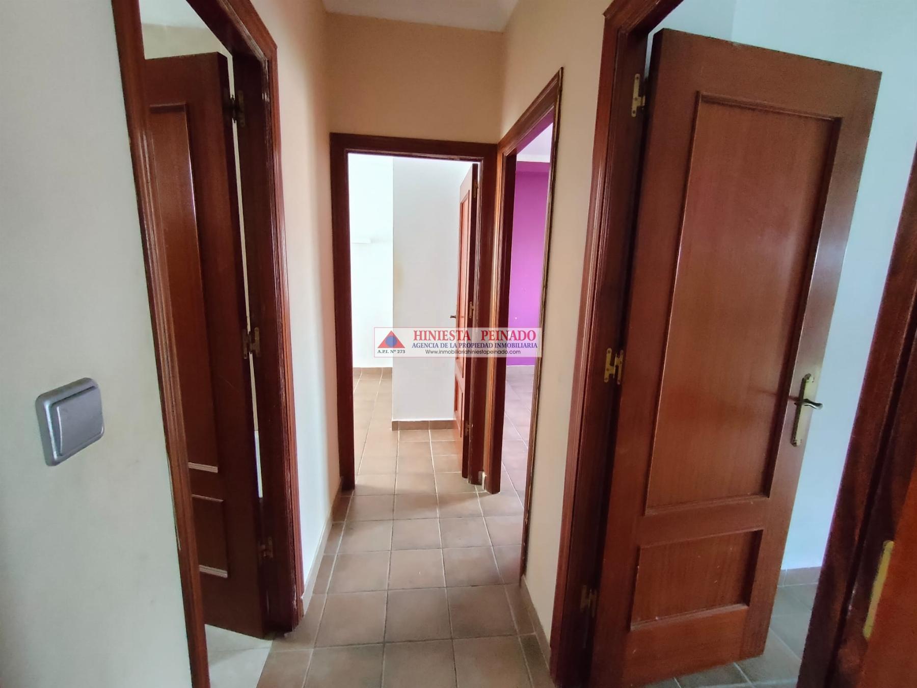 For sale of flat in El Puerto de Santa María