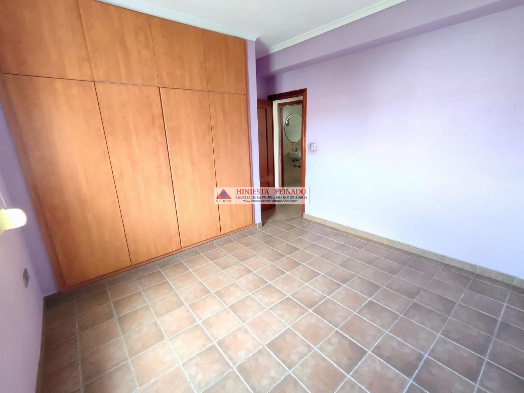 For sale of flat in El Puerto de Santa María