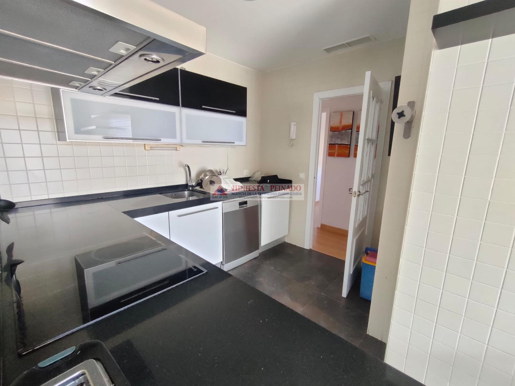 For sale of penthouse in Jerez de la Frontera