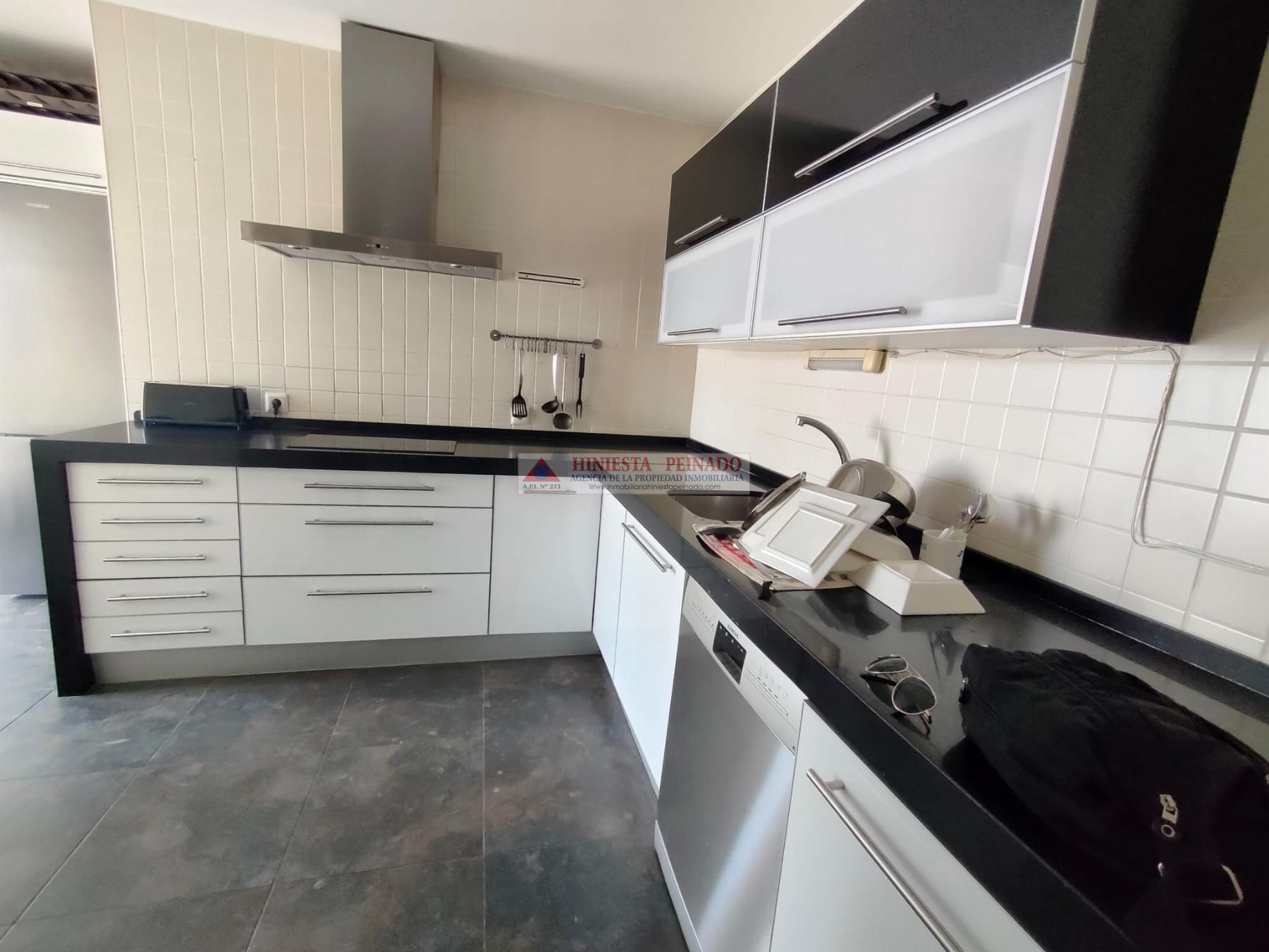 For sale of penthouse in Jerez de la Frontera