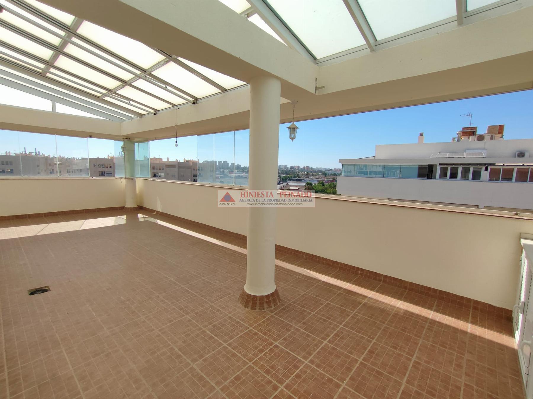 For sale of penthouse in Jerez de la Frontera