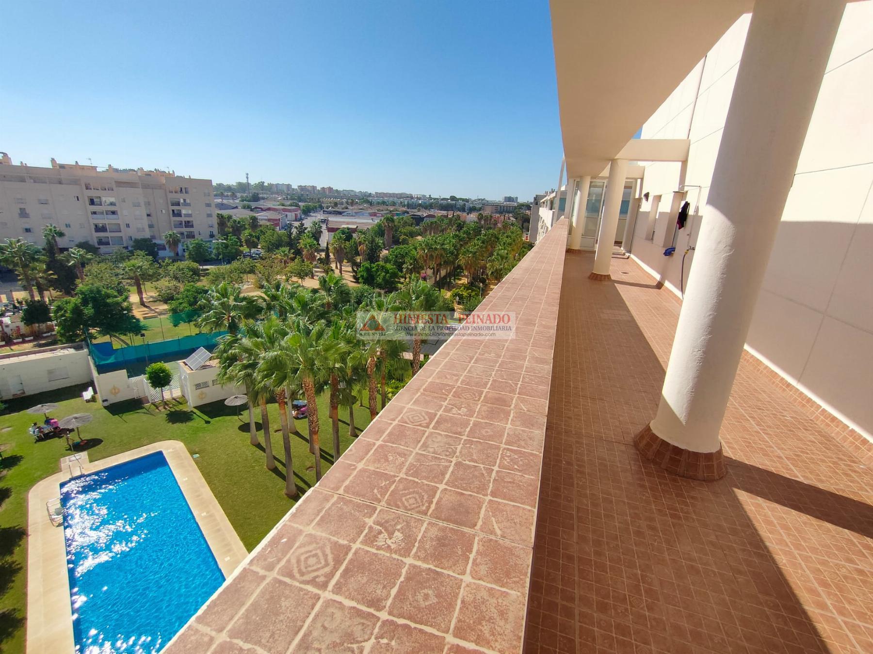 For sale of penthouse in Jerez de la Frontera