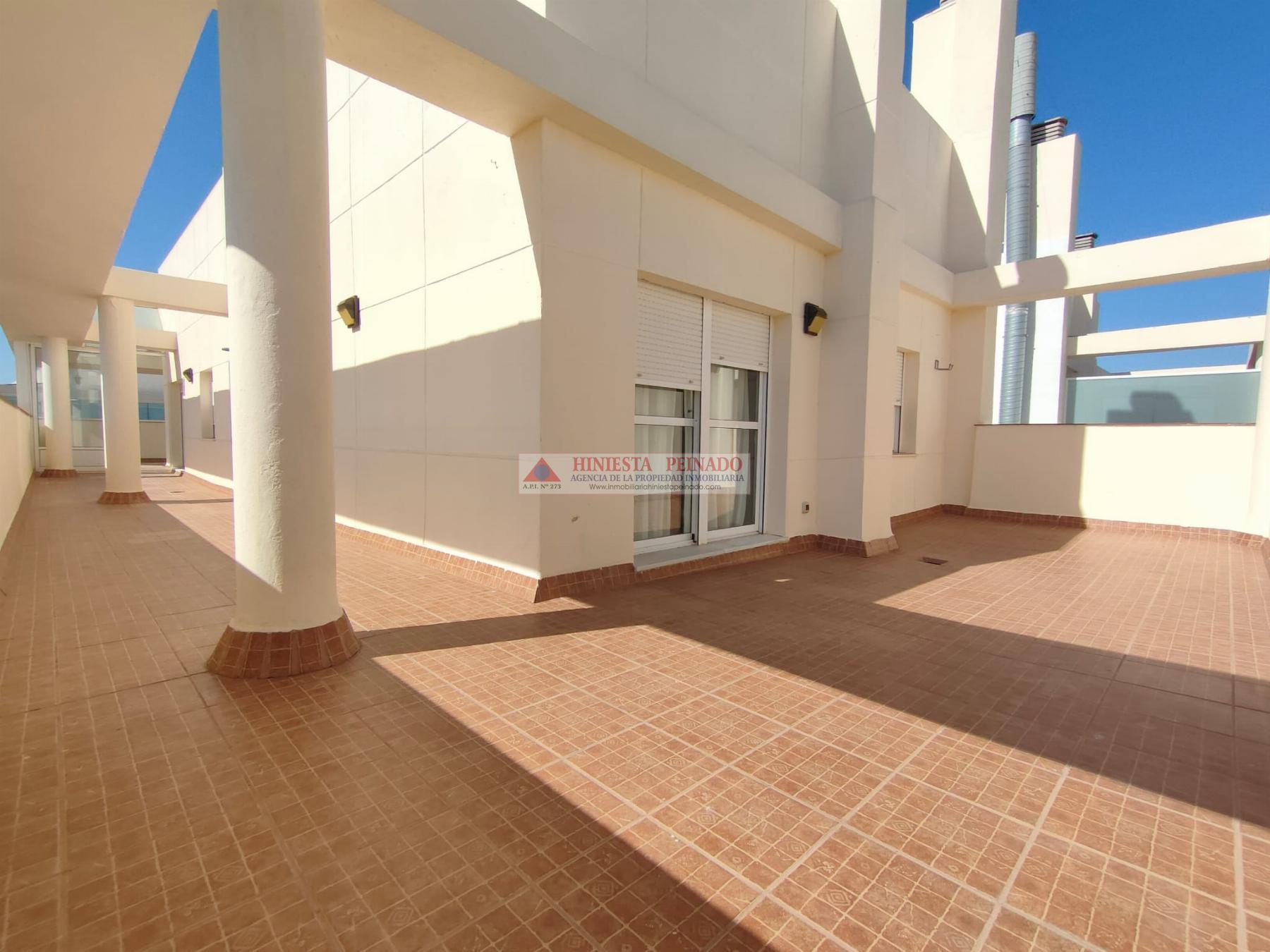 For sale of penthouse in Jerez de la Frontera