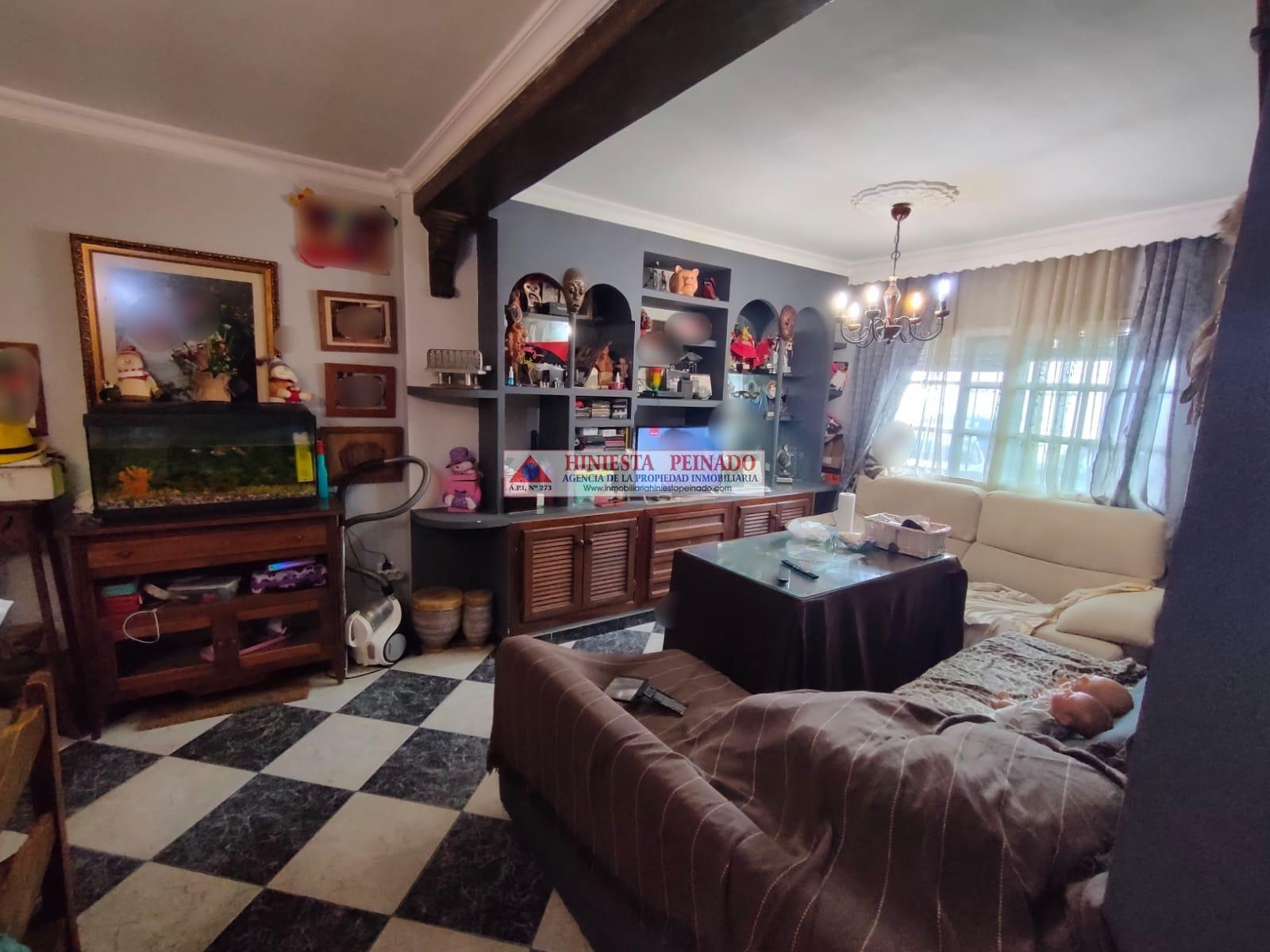For sale of flat in El Puerto de Santa María