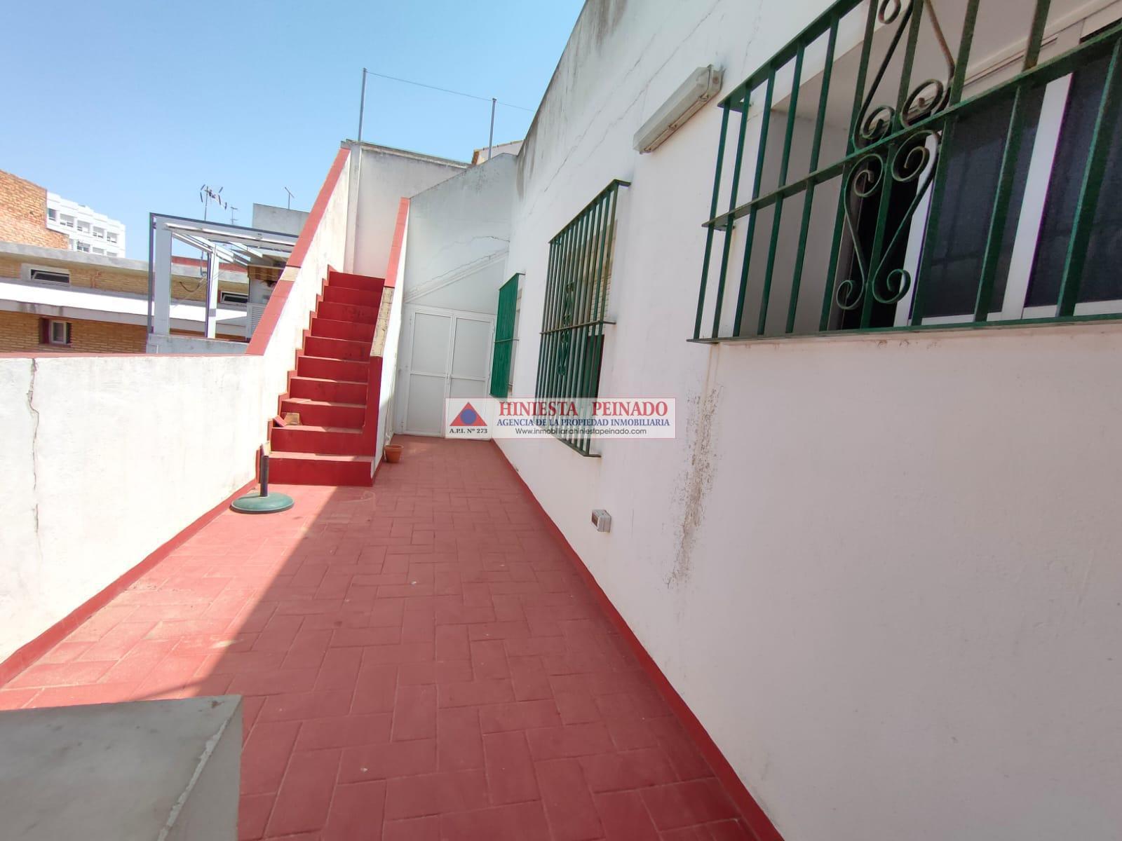For sale of house in El Puerto de Santa María